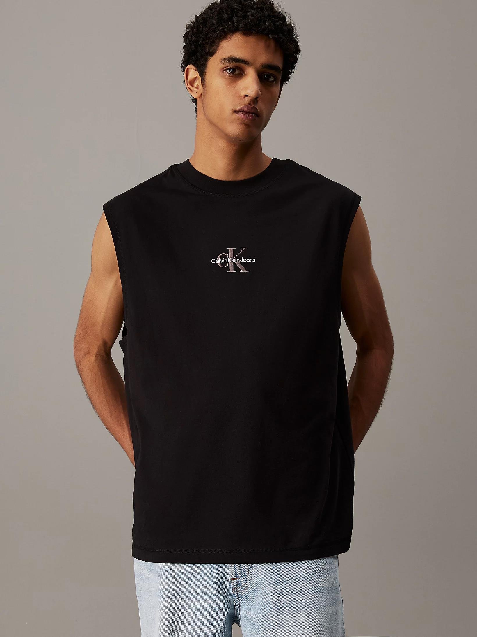 Calvin Klein Calvin Klein Erkek Kolsuz Regular Fit Bisiklet Yaka Pamuklu Siyah T-Shirt J30J327493-BEH