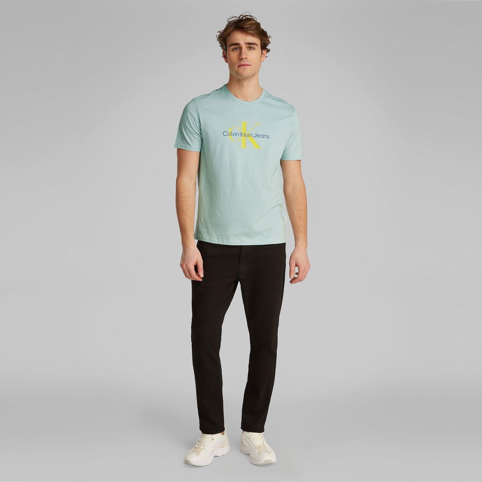 Calvin Klein Calvin Klein Erkek Logolu Bisiklet Yaka Kısa Kol Standart Yeşil T-Shirt LV040EM286-PCT