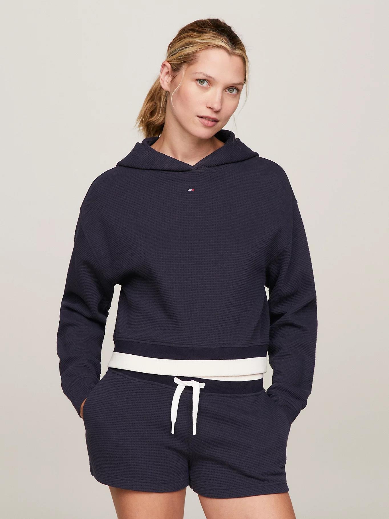 Tommy Hilfiger Tommy Hilfiger Kadın Logolu Desenli Uzun Kollu Günlük Kullanım Lacivert Sweatshirt S10S101718-DW5