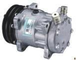 KLİMA KOMPRESÖRÜ ÜNİVERSAL.7H15 12V A2 KAYIS ÜSTTEN ÇIKIŞ