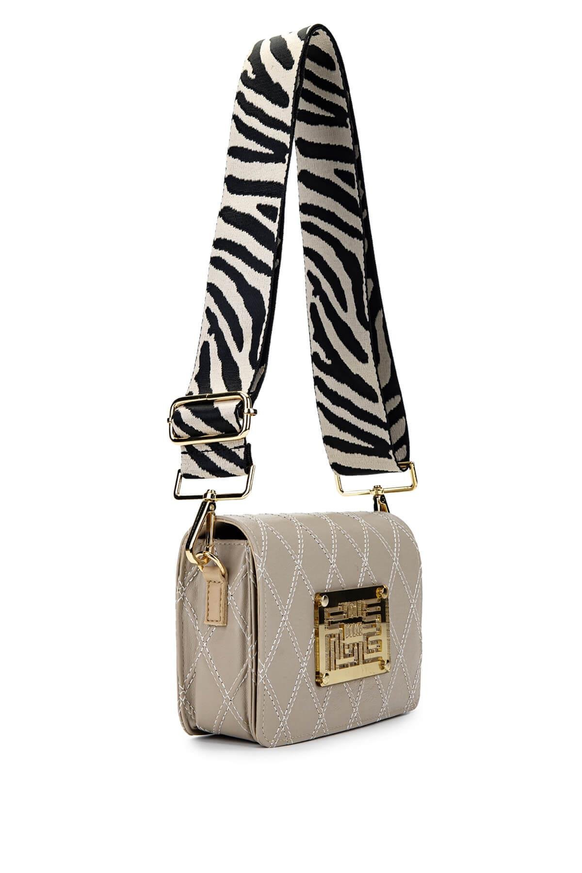 DOLCE Kadın Vegan Bej Kap Postacı Çanta