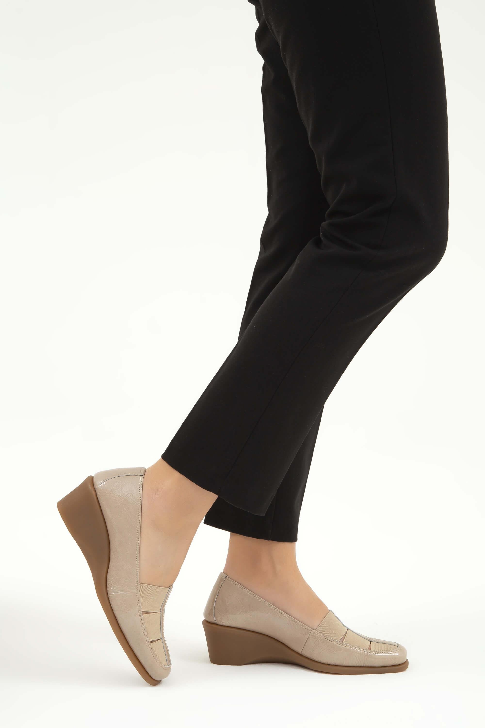 Relax Anatomic Kadın Hakiki Deri Bej Comfort Ayakkabı