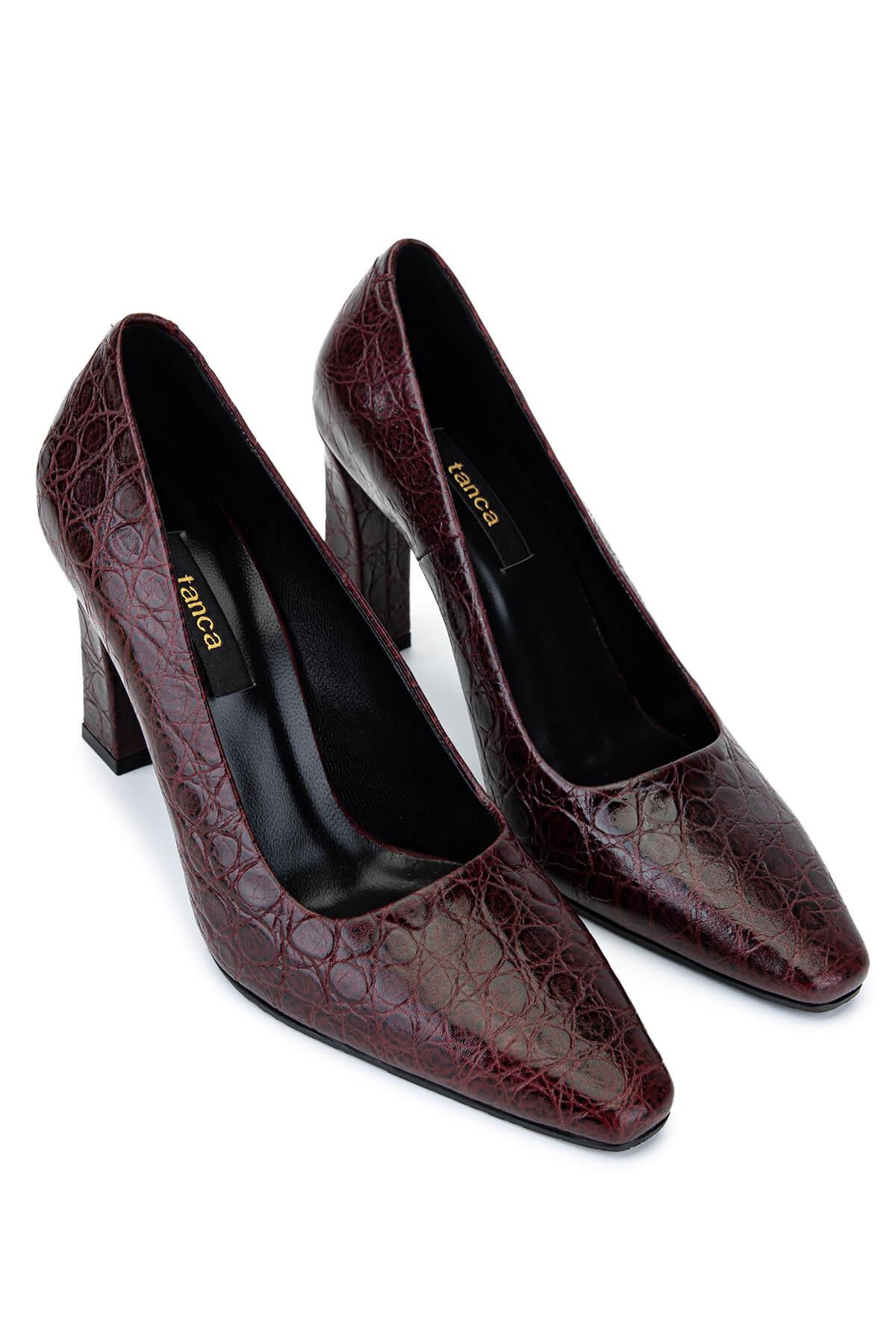 Tamer Tanca Kadın Bordo Rugan Topuklu Ayakkabı