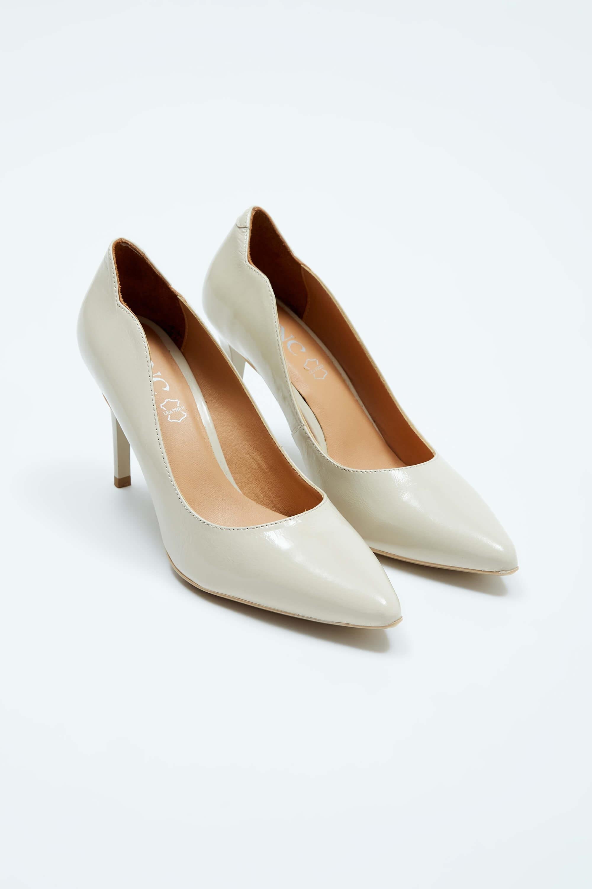 Tamer Tanca Kadın Hakiki Deri Bej Topuklu Ayakkabı