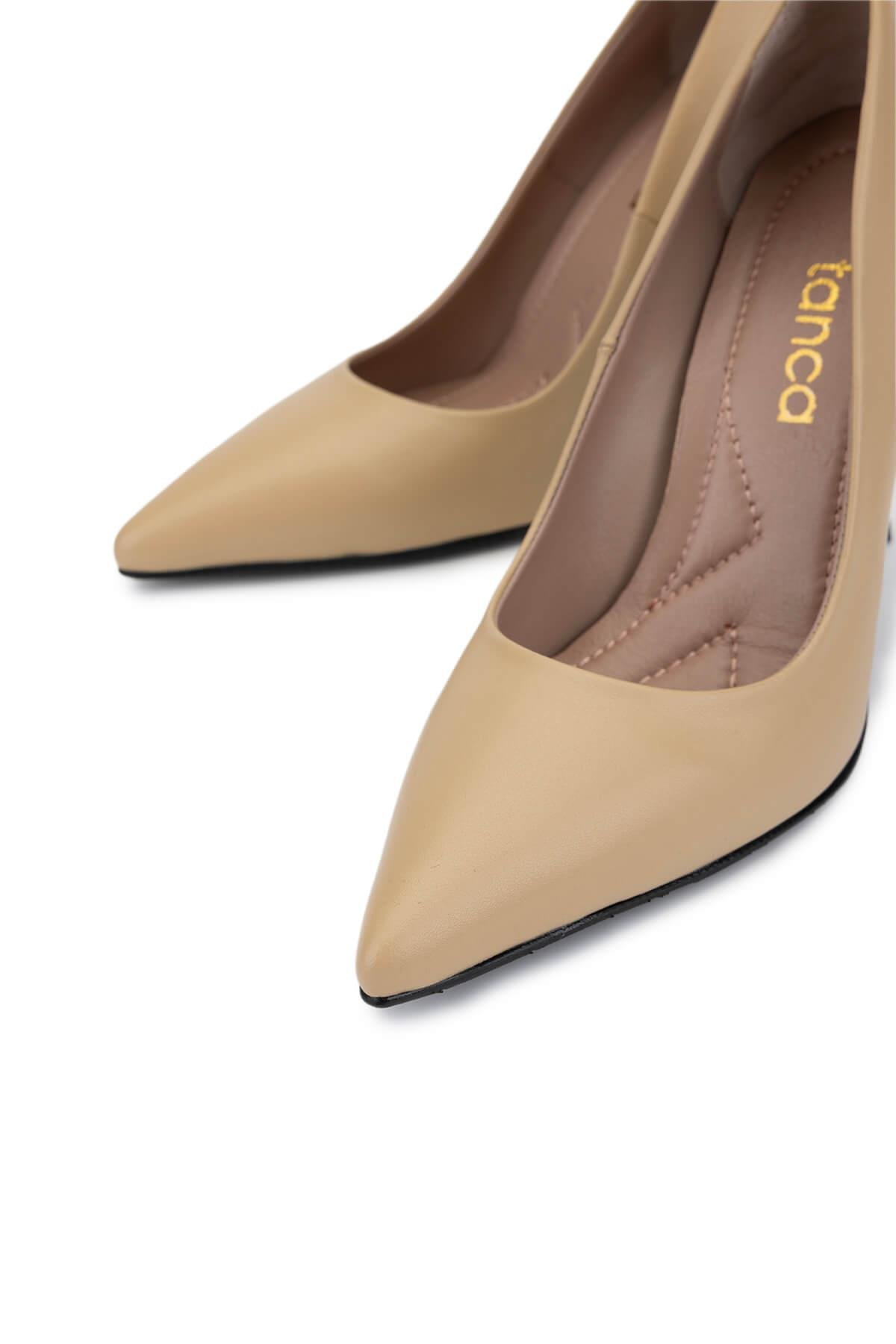 Tamer Tanca Kadın Hakiki Deri Bej Topuklu Ayakkabı