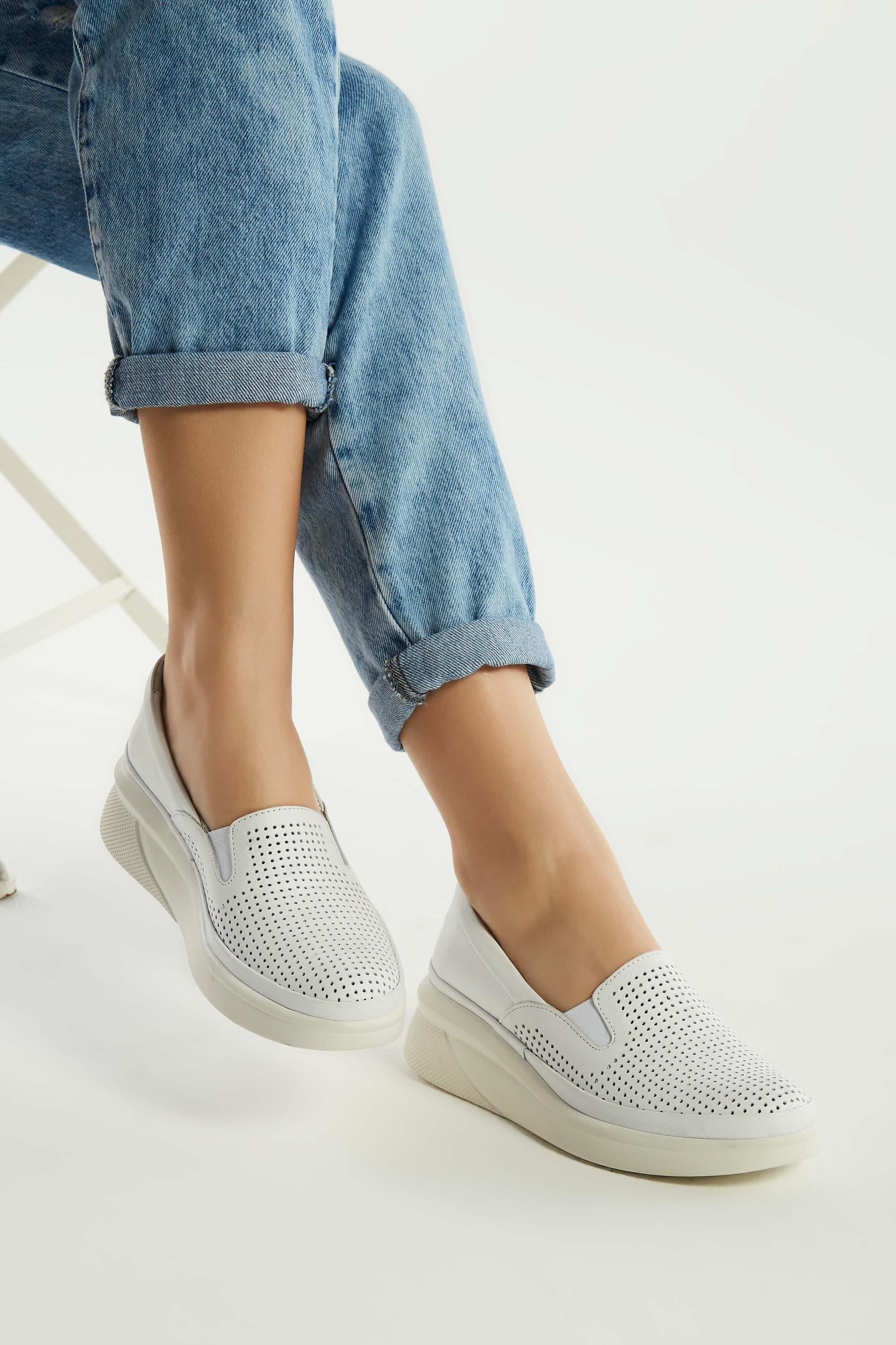 Tamer Tanca Kadın Hakiki Deri Beyaz Comfort Ayakkabı