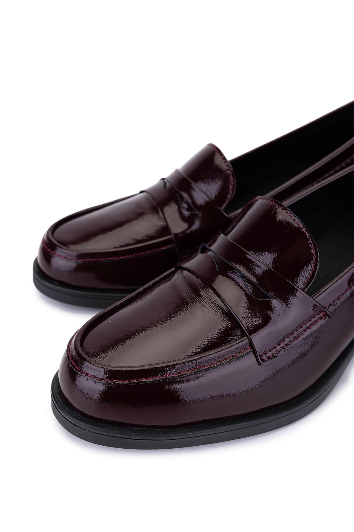 Tamer Tanca Kadın Hakiki Deri Bordo Rugan Makosen Ayakkabı