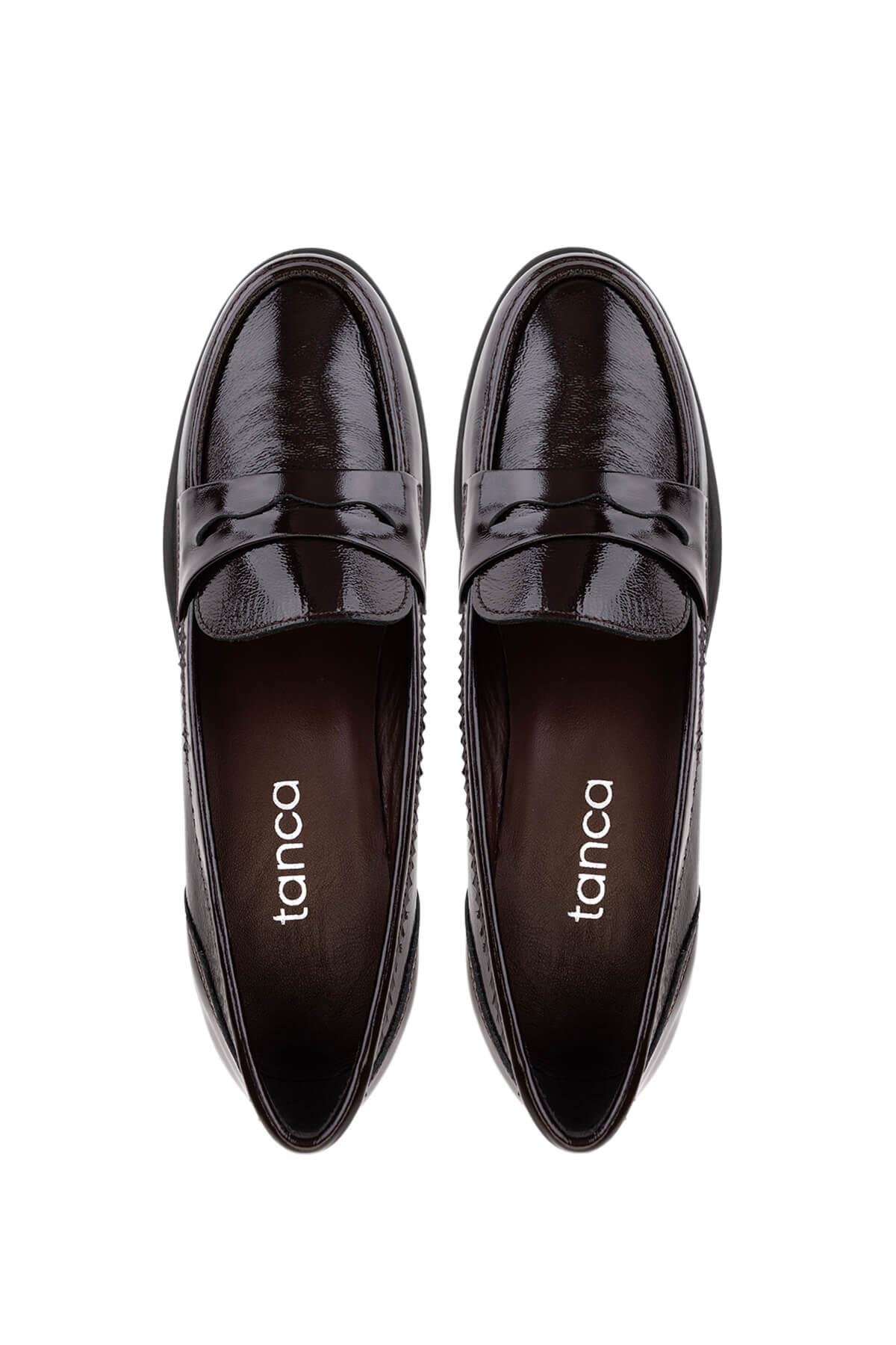 Tamer Tanca Kadın Hakiki Deri Kahverengi Rugan Makosen Ayakkabı