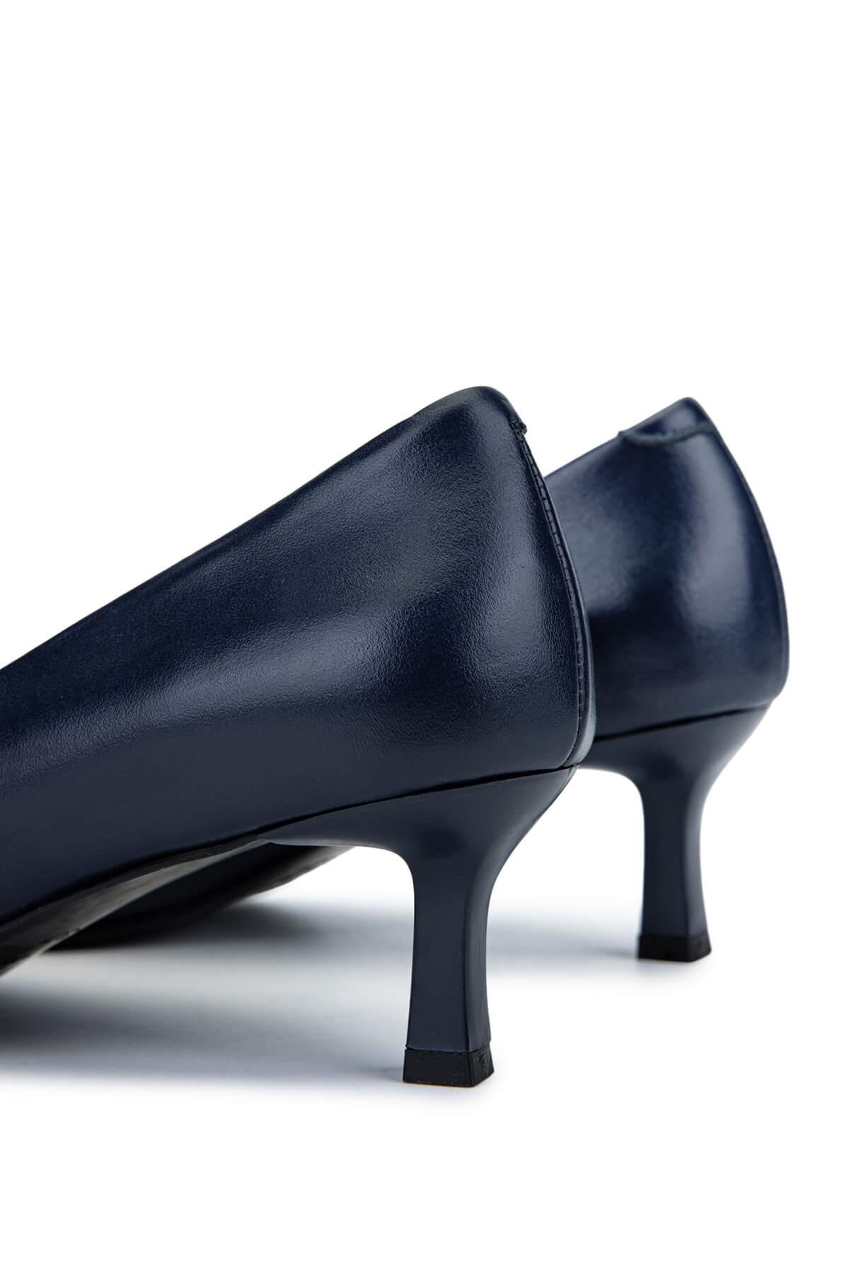 Tamer Tanca Kadın Hakiki Deri Lacivert Topuklu Ayakkabı