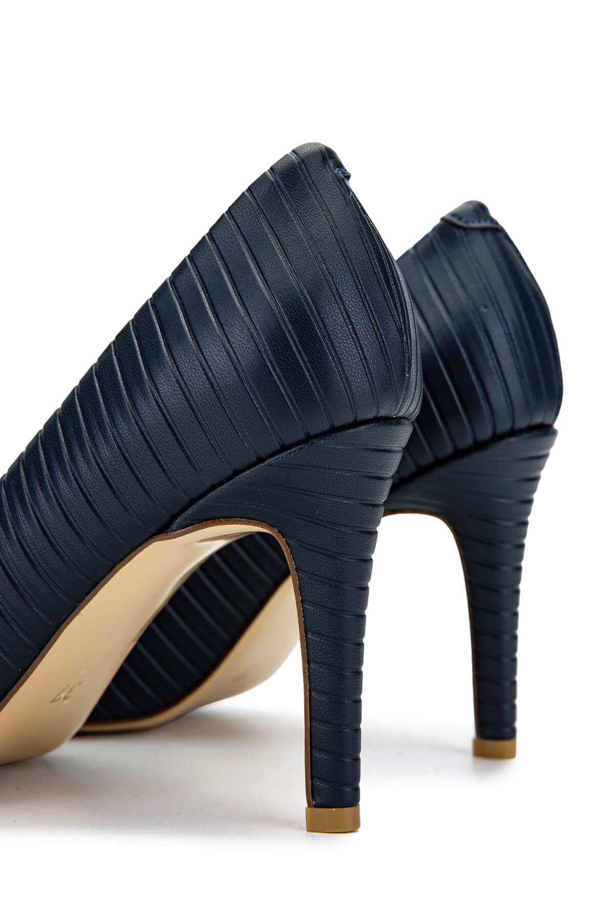 Tamer Tanca Kadın Hakiki Deri Lacivert Stiletto Ayakkabı