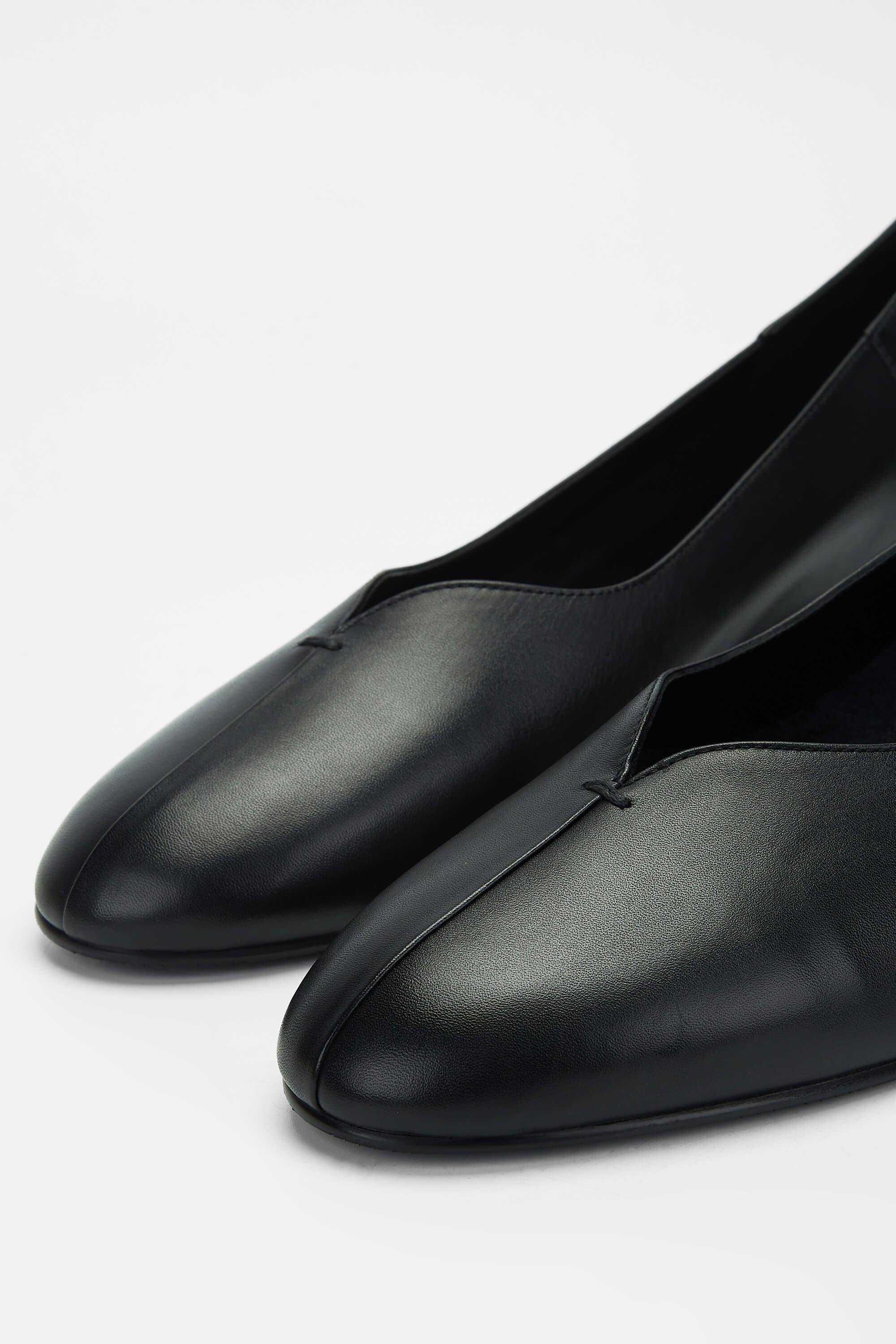 Tamer Tanca Kadın Hakiki Deri Siyah Deri Klasik Ayakkabı