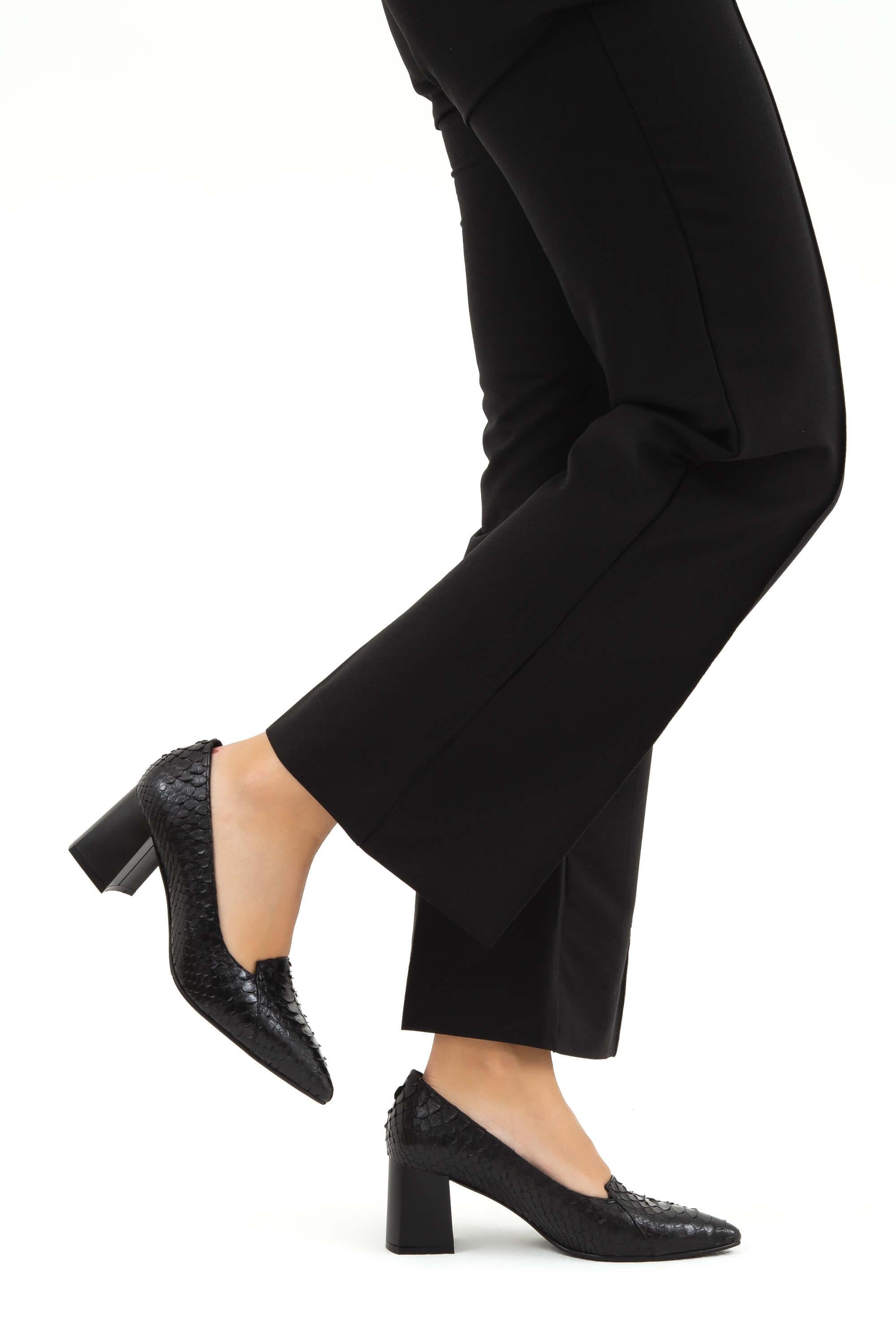 Tamer Tanca Kadın Hakiki Deri Siyah Klasik Ayakkabı