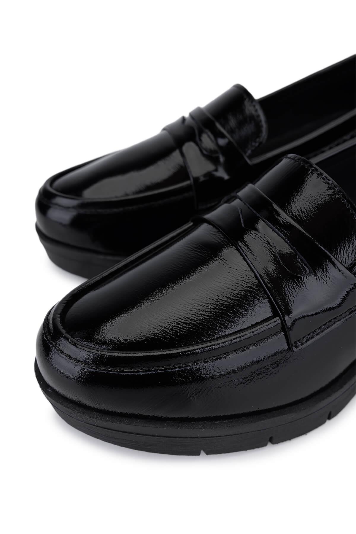 Tamer Tanca Kadın Hakiki Deri Siyah Rugan Comfort Ayakkabı