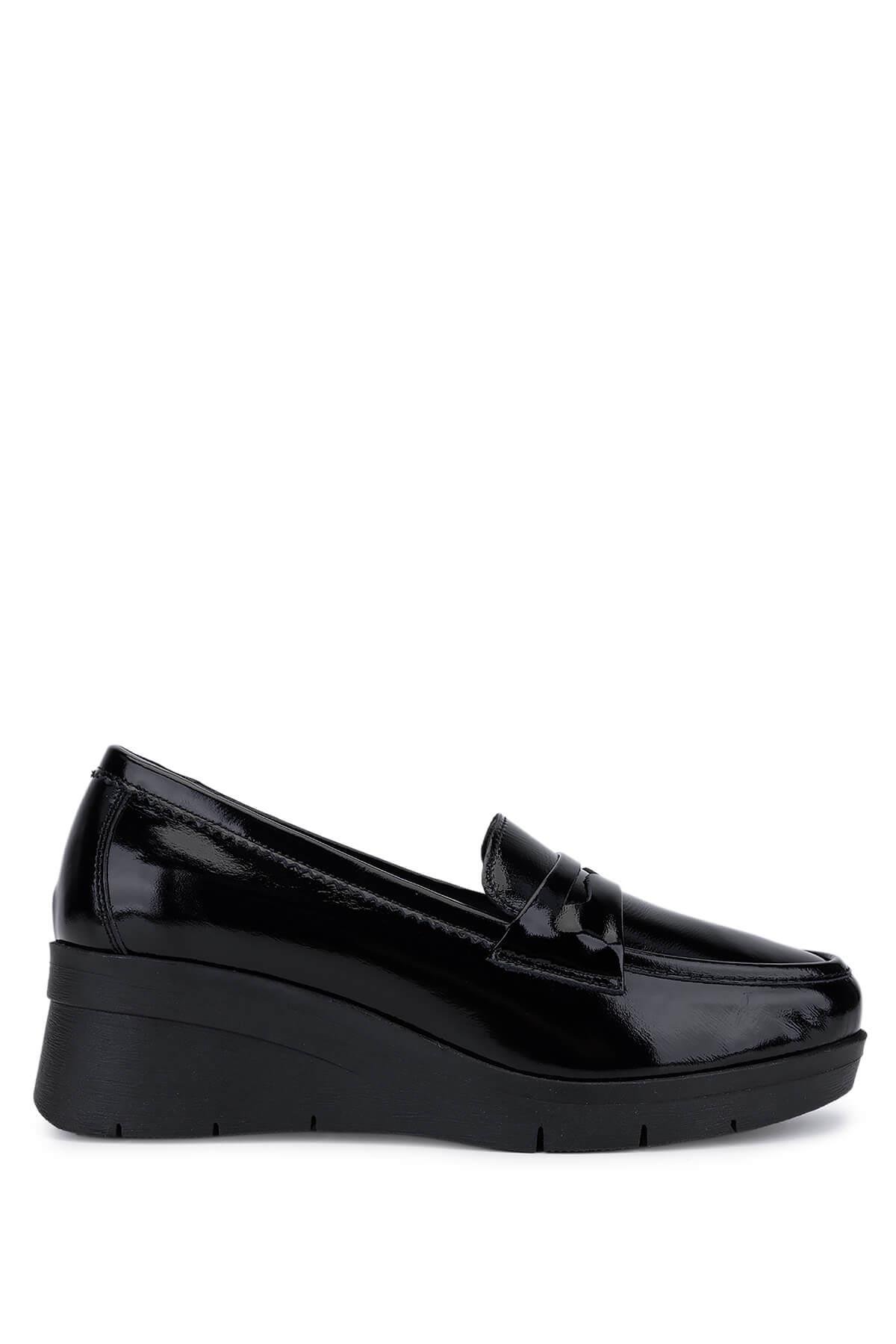 Tamer Tanca Kadın Hakiki Deri Siyah Rugan Comfort Ayakkabı