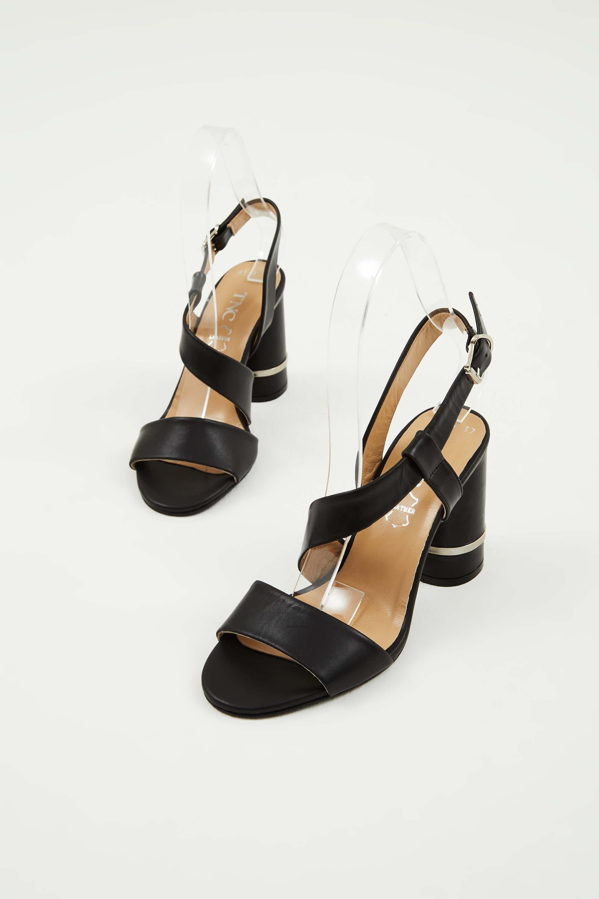 Tamer Tanca Kadın Hakiki Deri Siyah Topuklu Sandalet