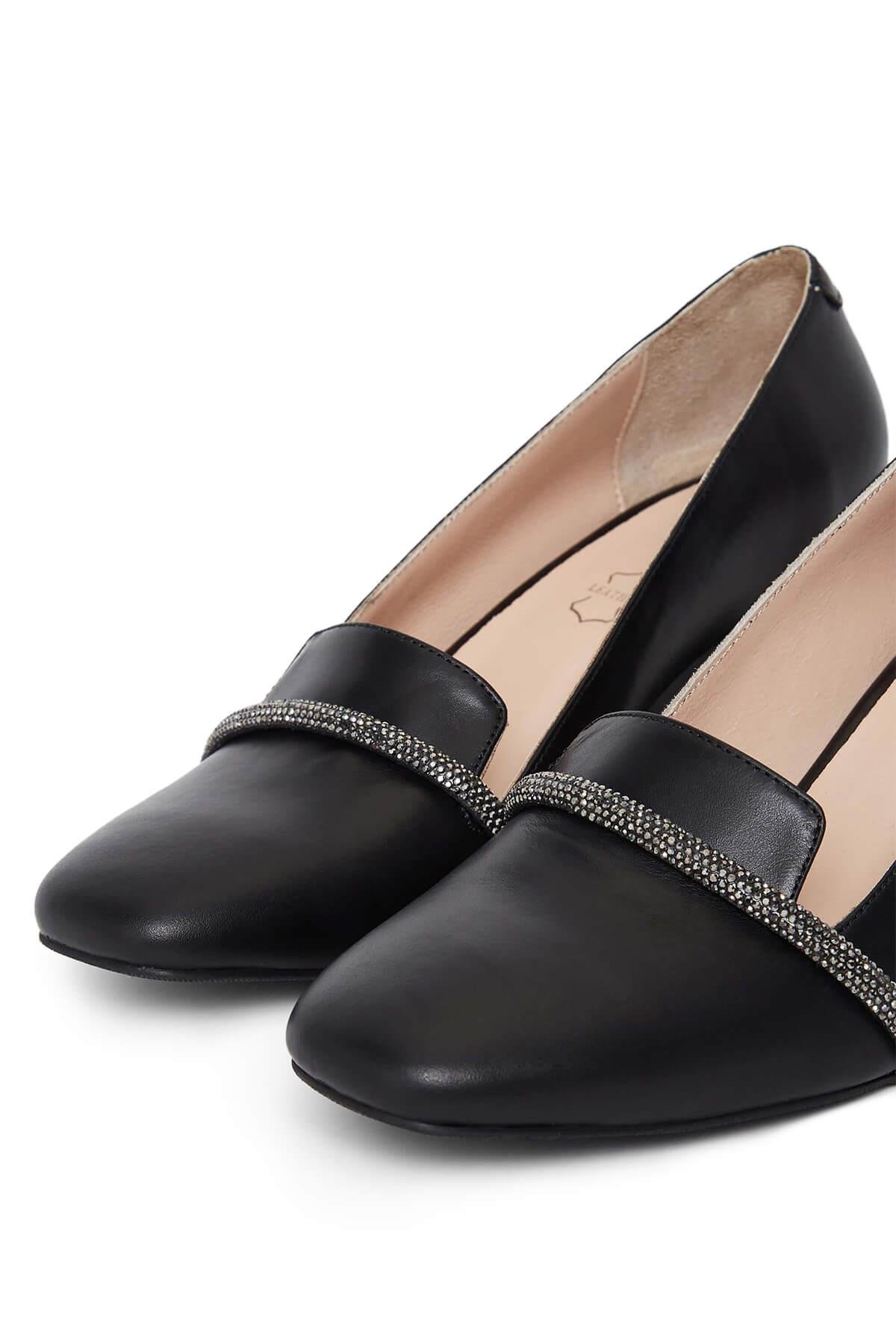 Tamer Tanca Kadın Hakiki Deri Siyah Topuklu Ayakkabı