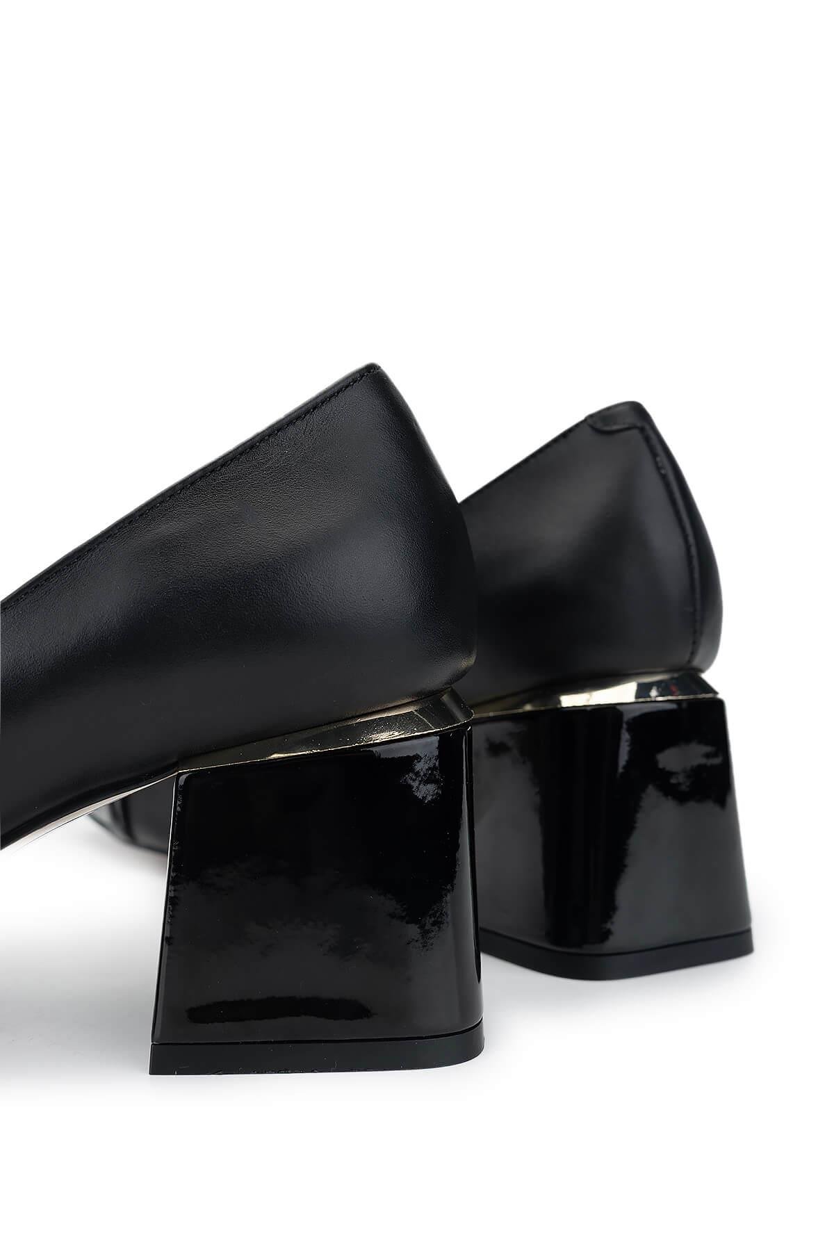 Tamer Tanca Kadın Hakiki Deri Siyah Topuklu Ayakkabı