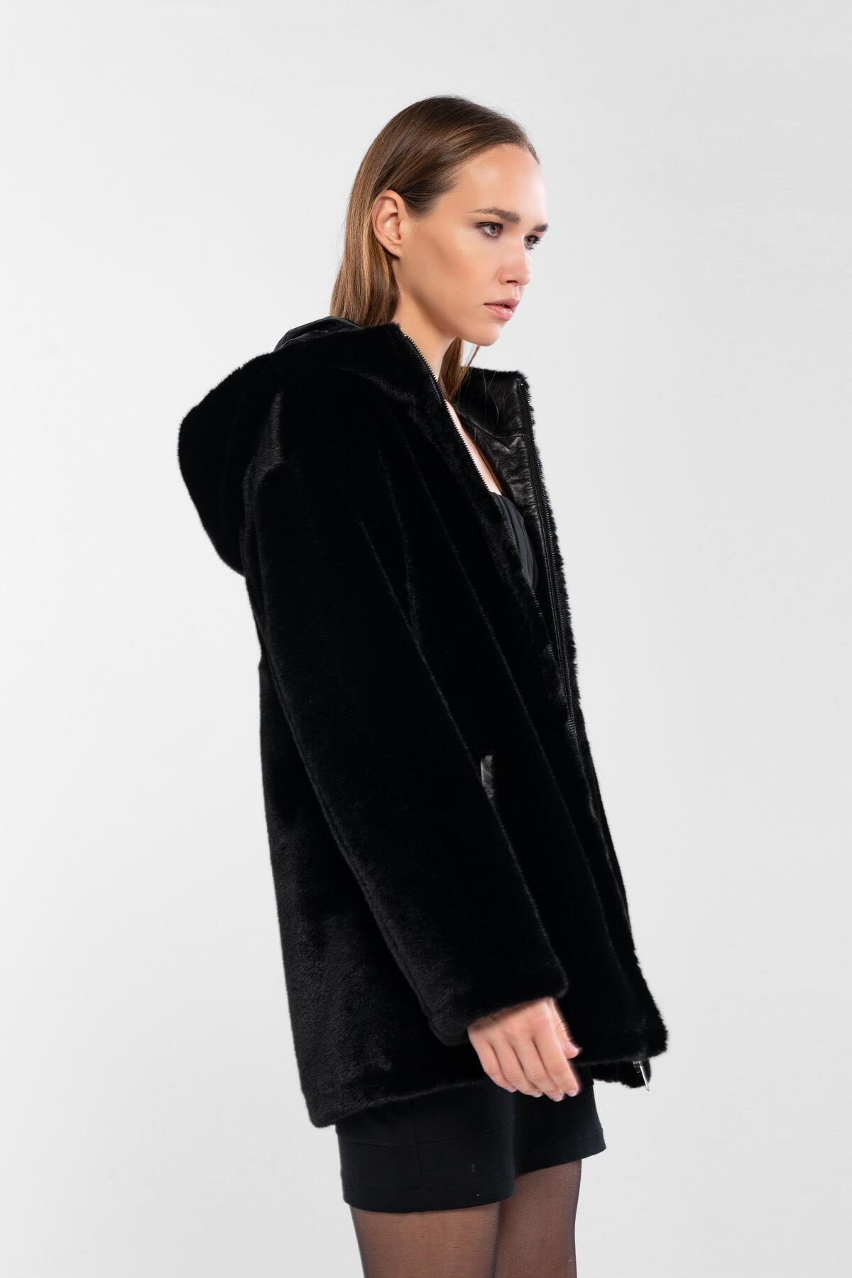 Tamer Tanca Kadın Peluş Siyah Kumaş Mont Deri Mont