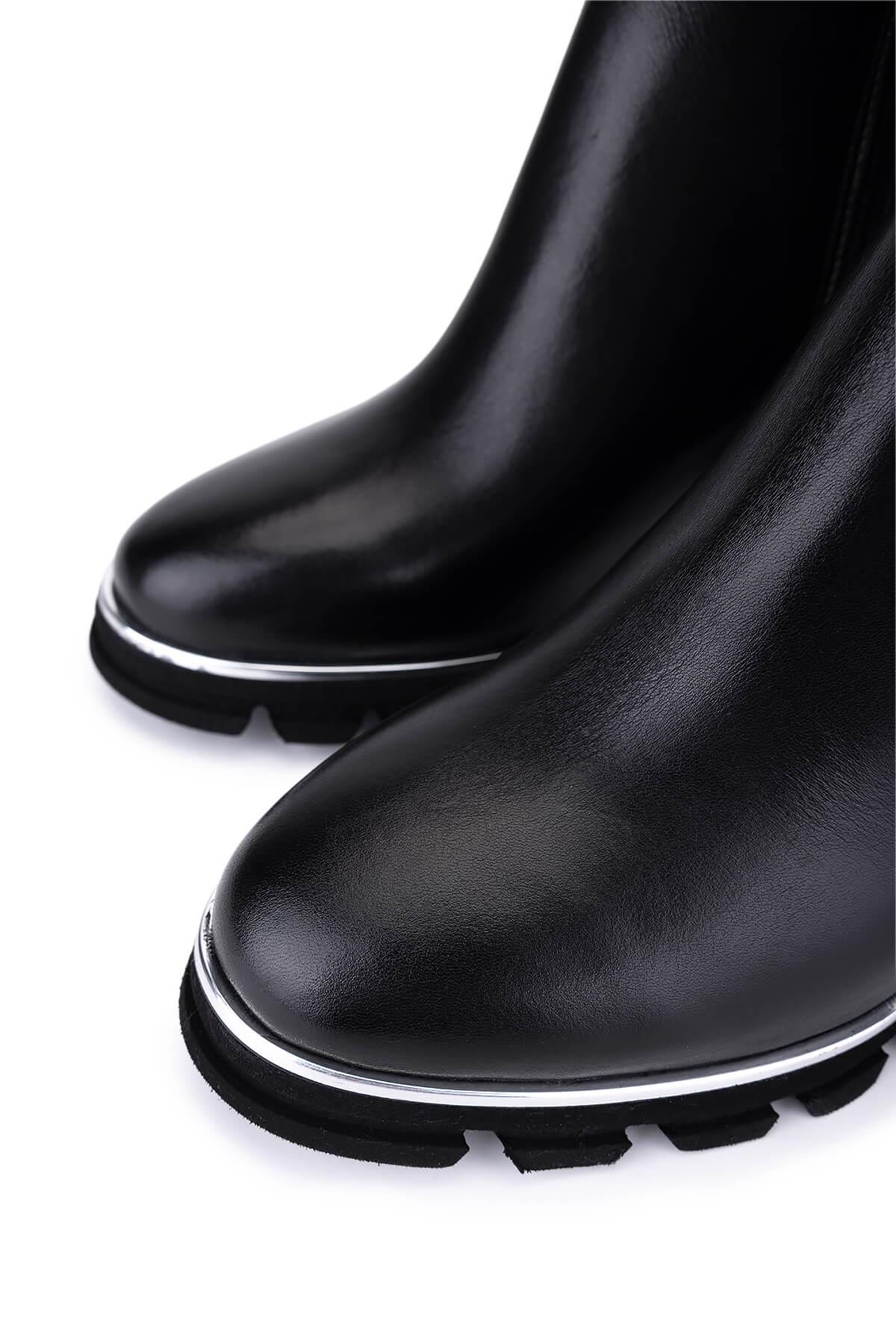 Tamer Tanca Kadın Siyah Deri Topuklu Çizme