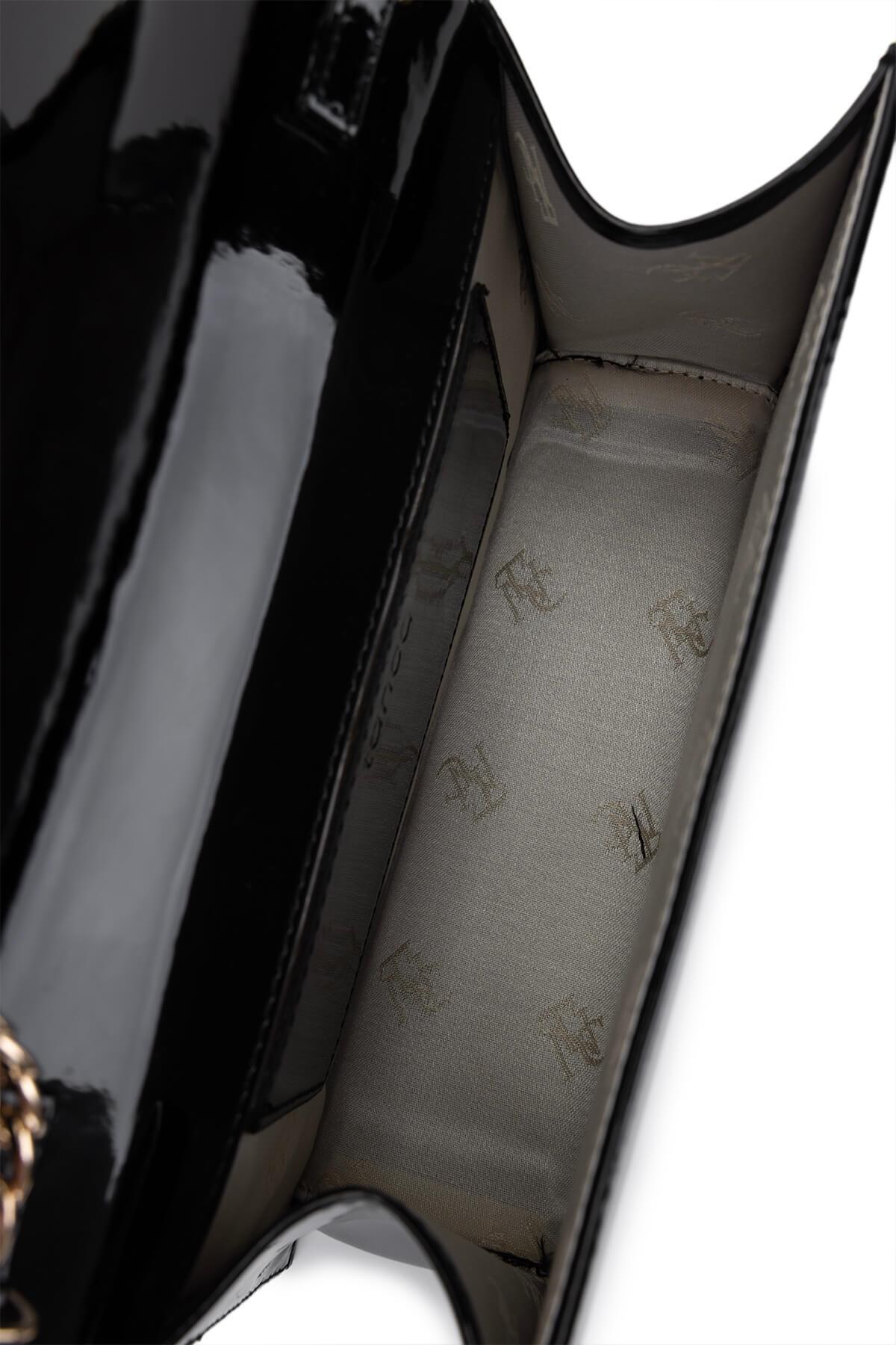 Tamer Tanca Kadın Suni Deri Siyah Rugan Kol Çantası