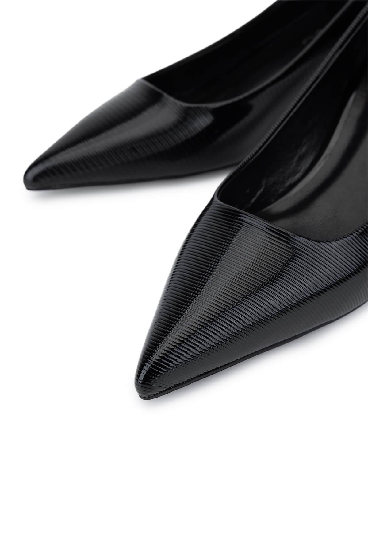 Tamer Tanca Kadın Suni Deri Siyah Topuklu Ayakkabı