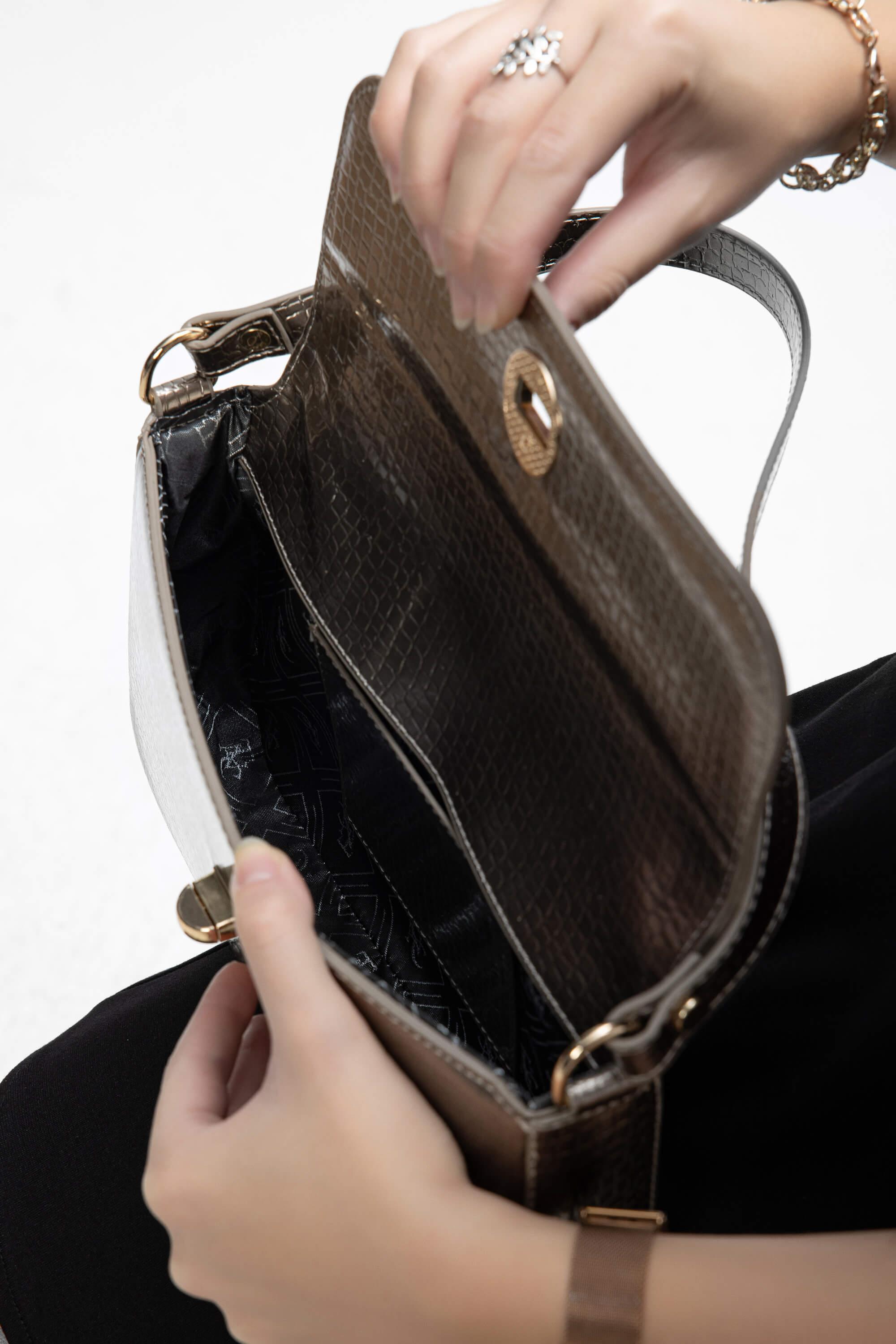 Tamer Tanca Kadın Vegan Antrasit Rugan Kol Çantası