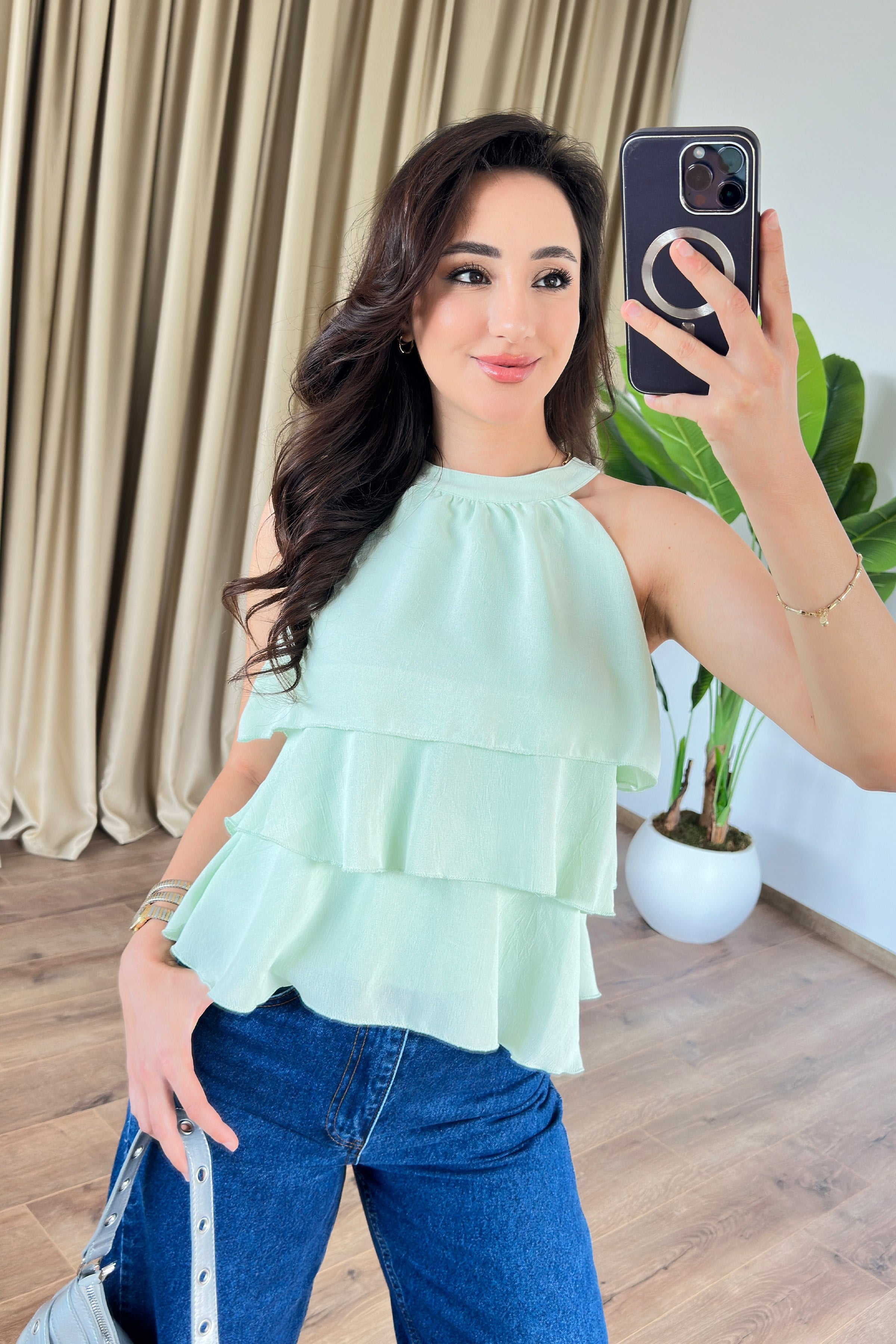 Kat Kat Fırfır Detay Kolsuz Mint Bluz