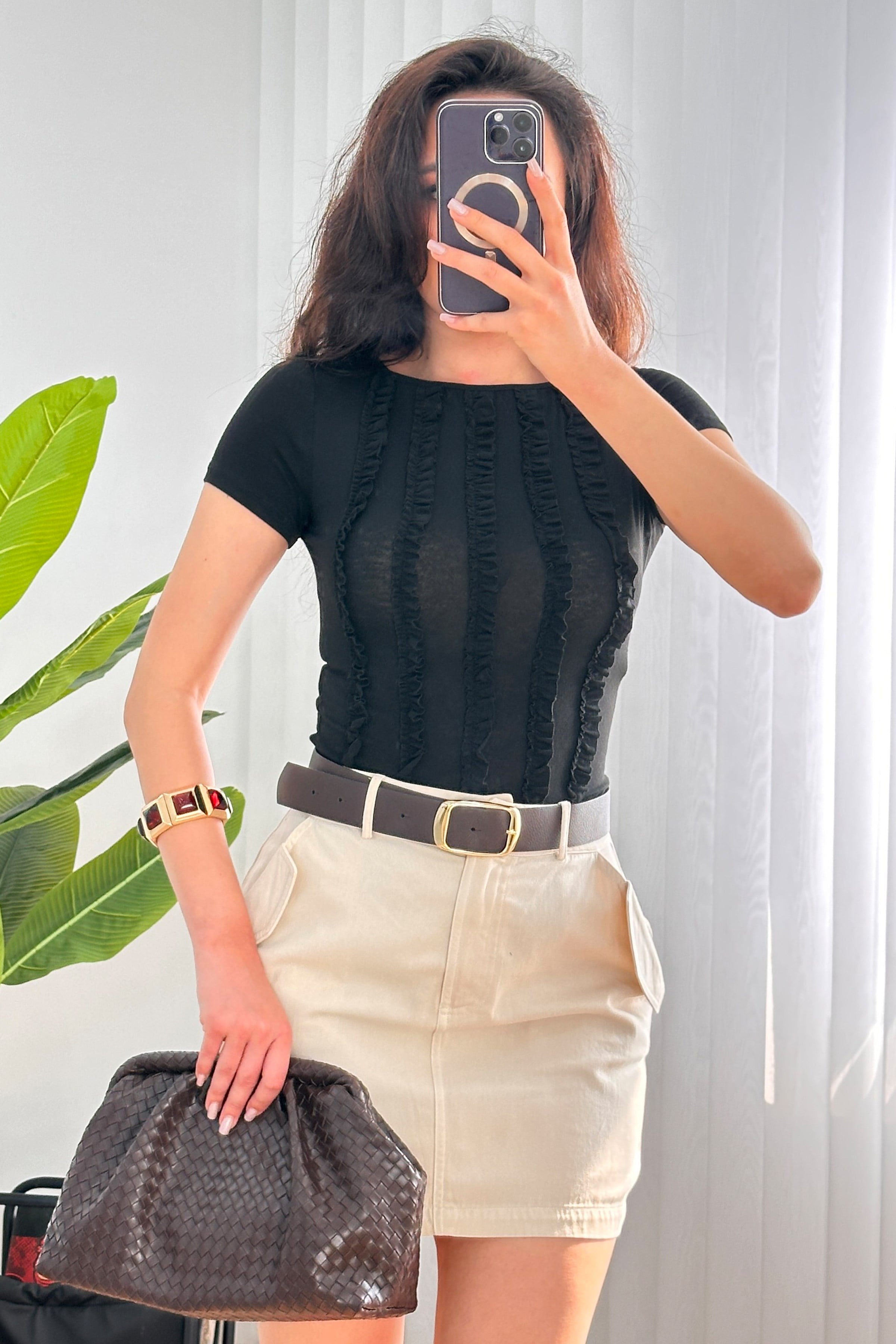 Önü Fırfır Şerit Basic Trend Siyah Bluz