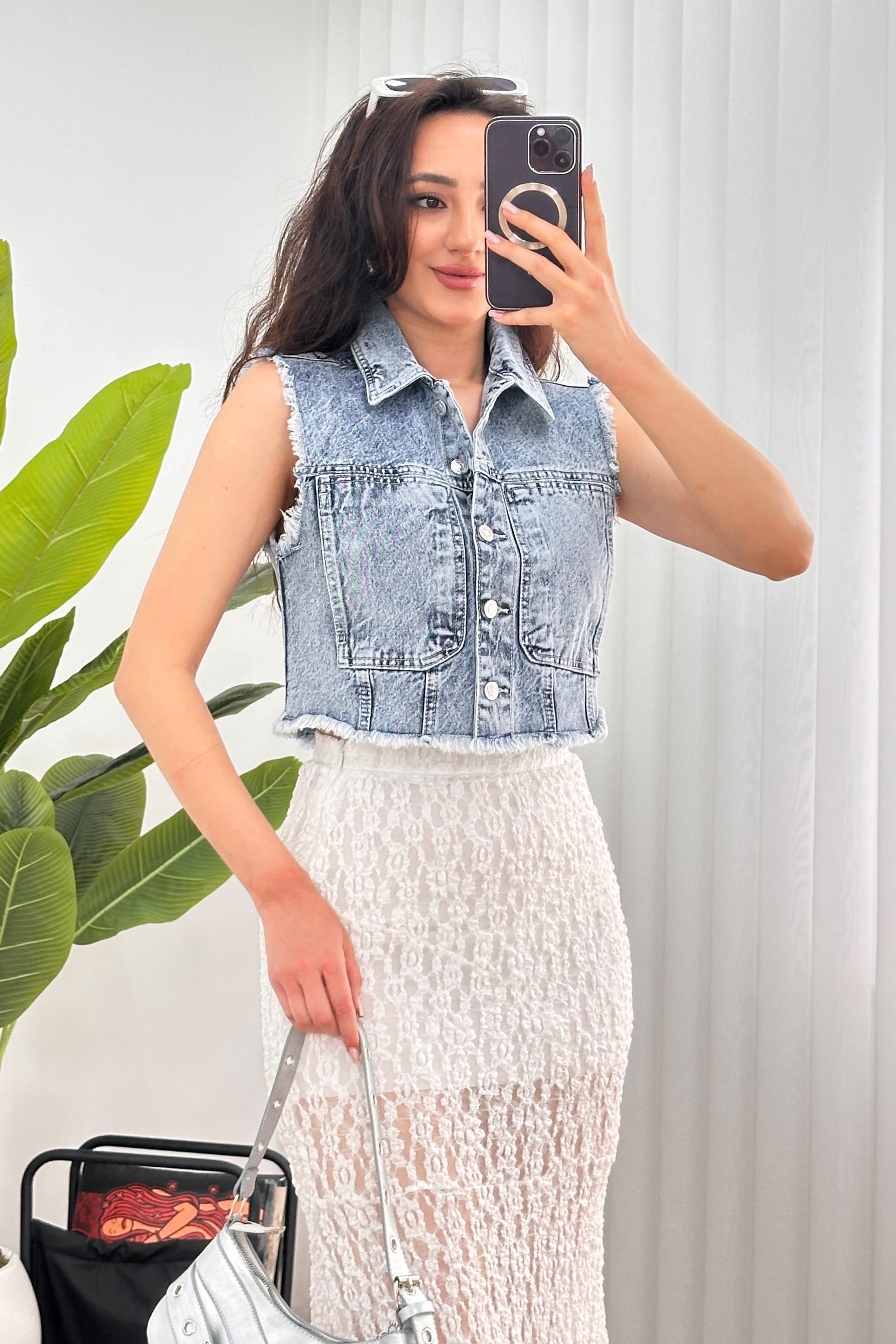 Püskül Detaylı Kısa Model Cepli Kot  Mavi Yelek