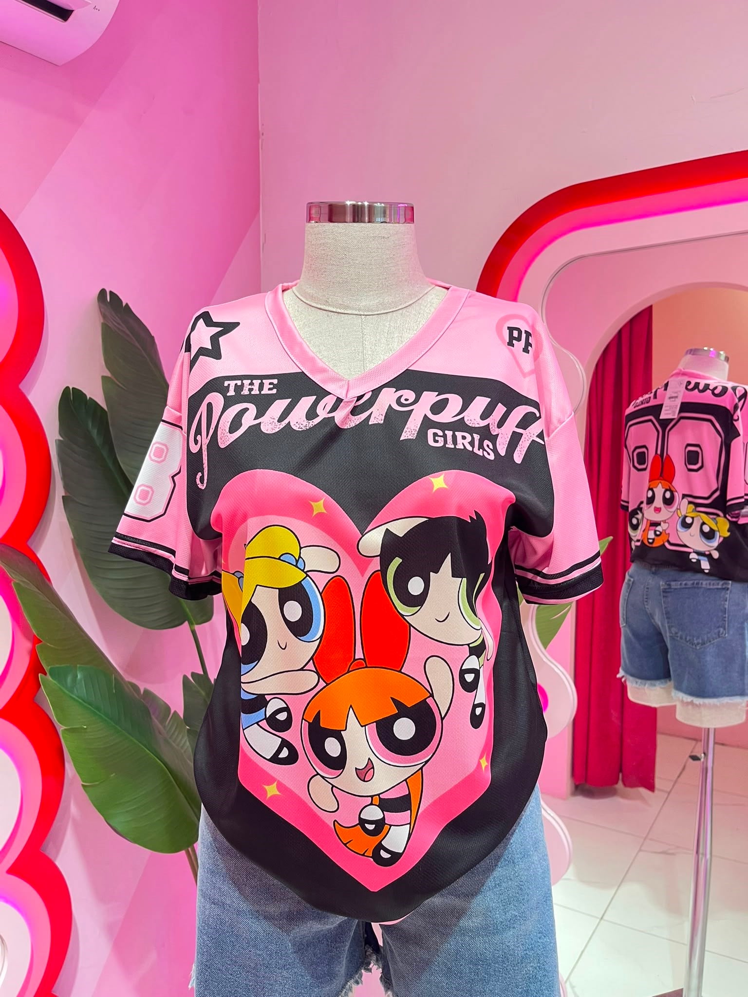 Pembe Siyah V Yaka Powerpuff Girls Jersey T-Shirt 