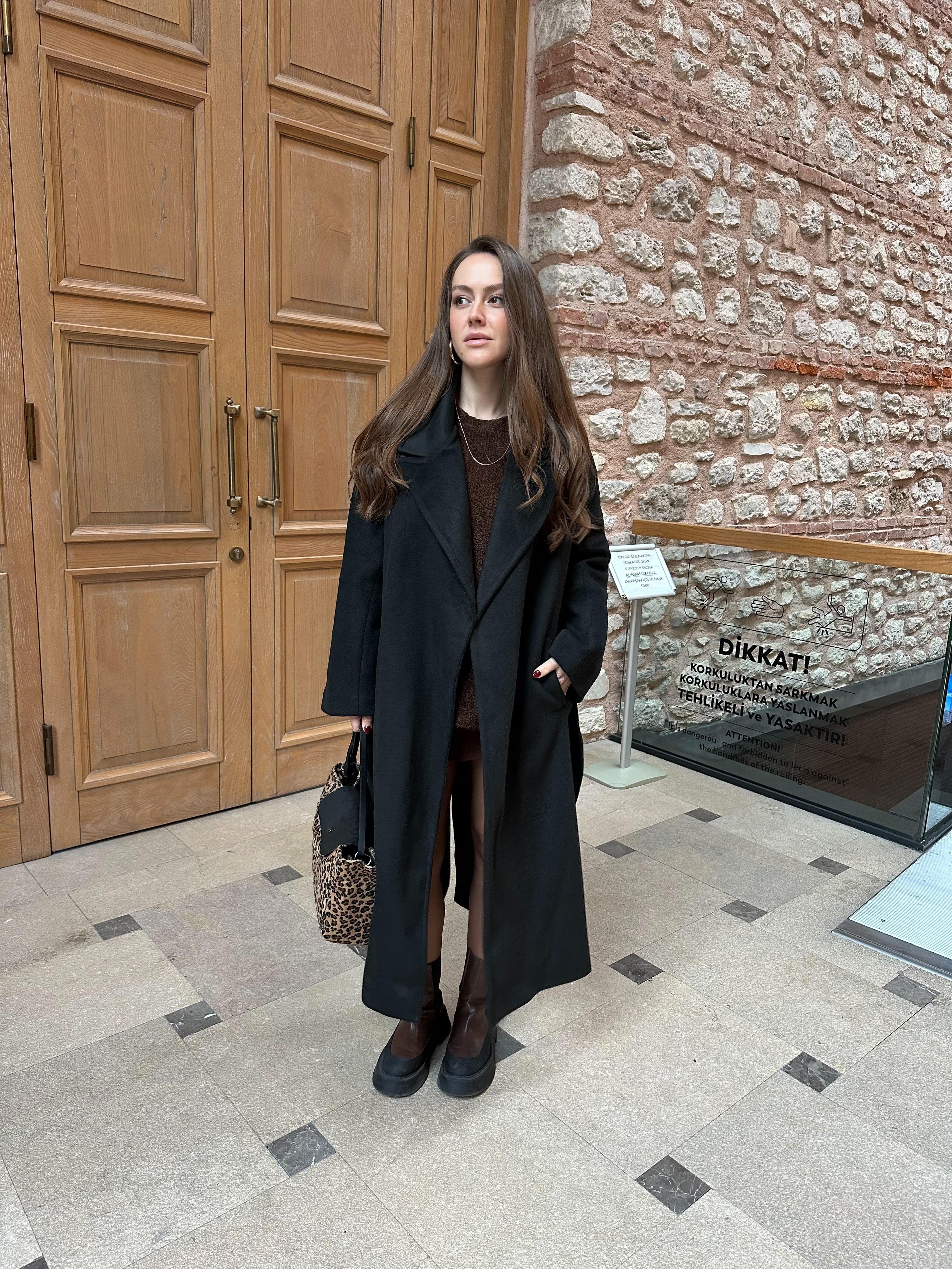 Marka Model Cepli Siyah Uzun Kaban