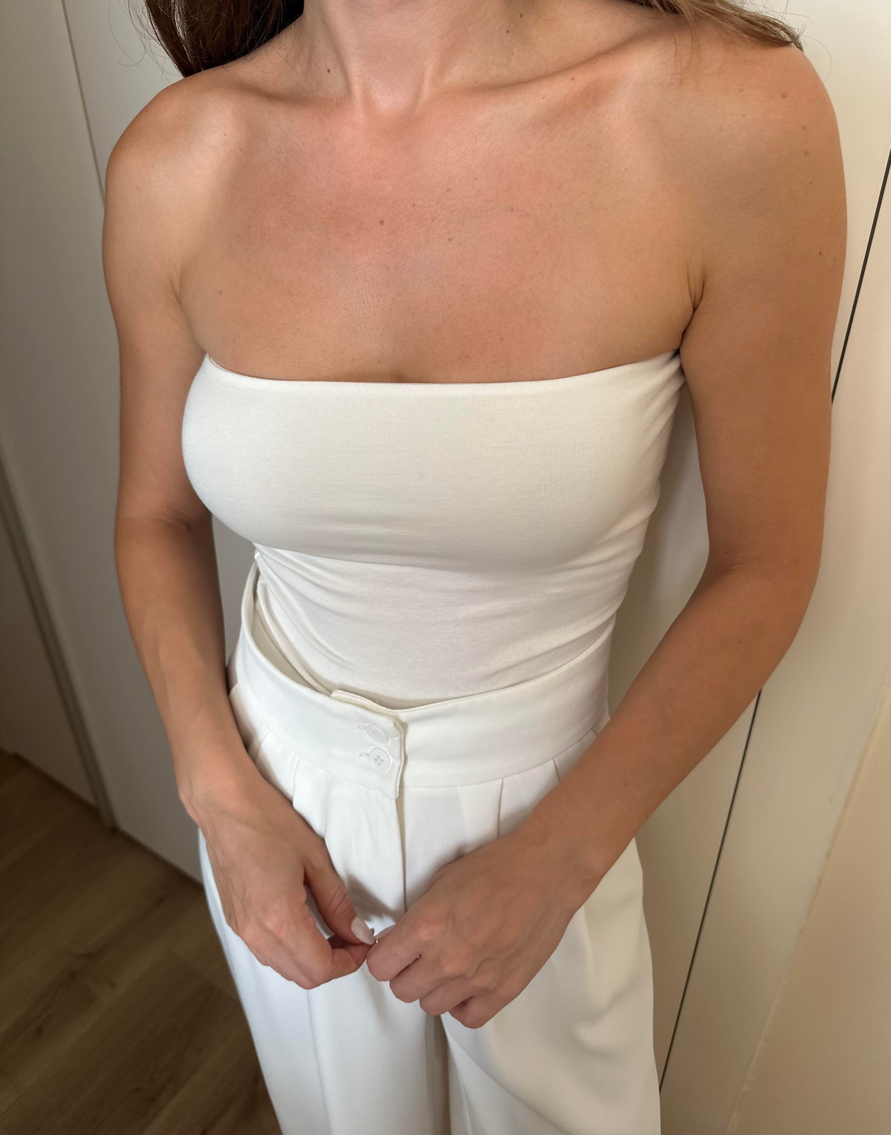 PAMUKLU EKRU STRAPLEZ CROP TOP