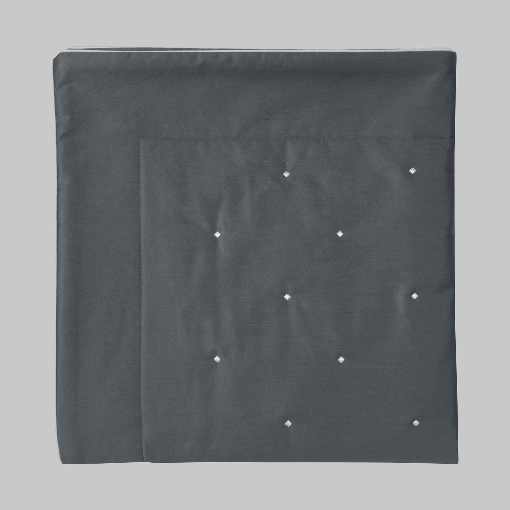 LAYANA THROW