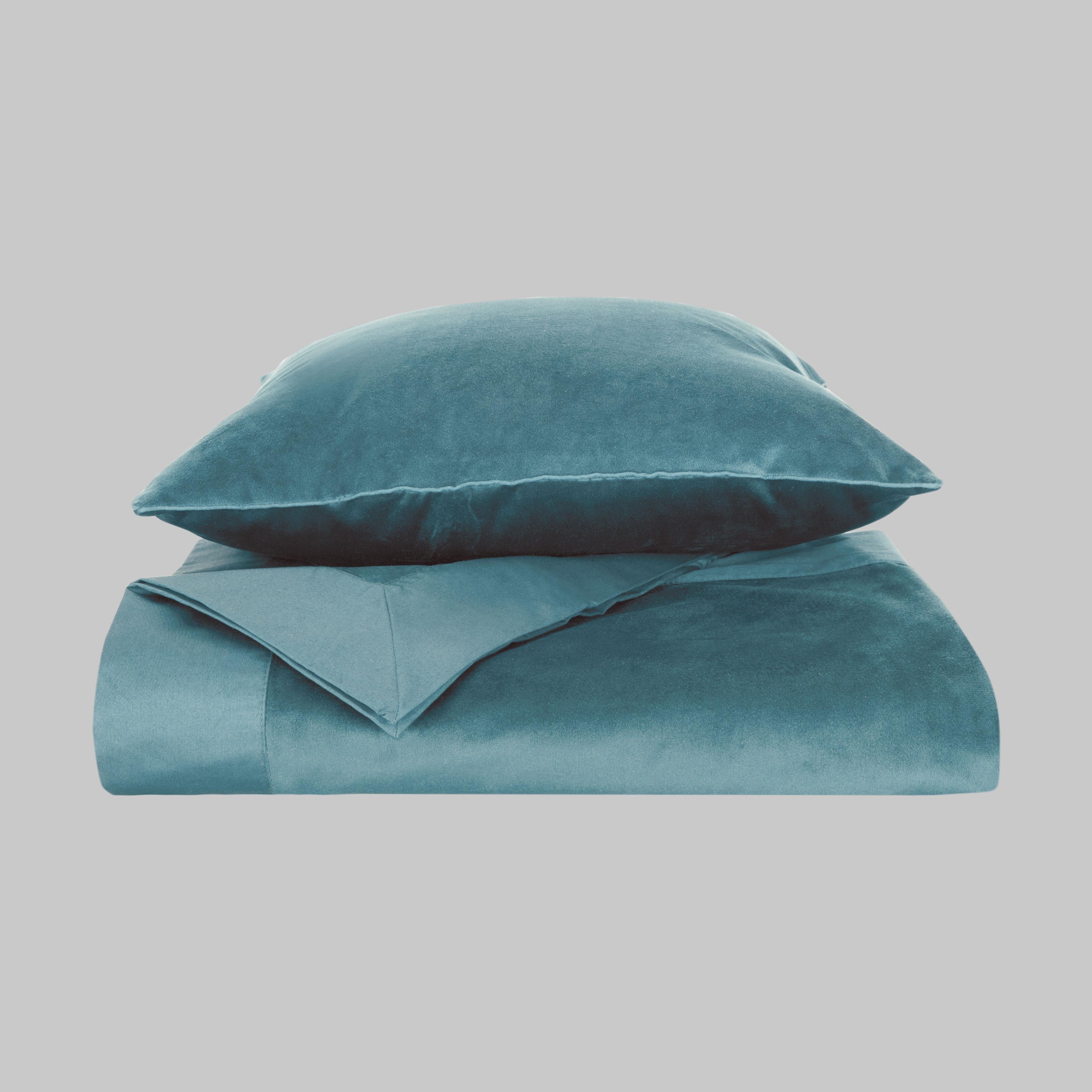 NOVELLA THROW