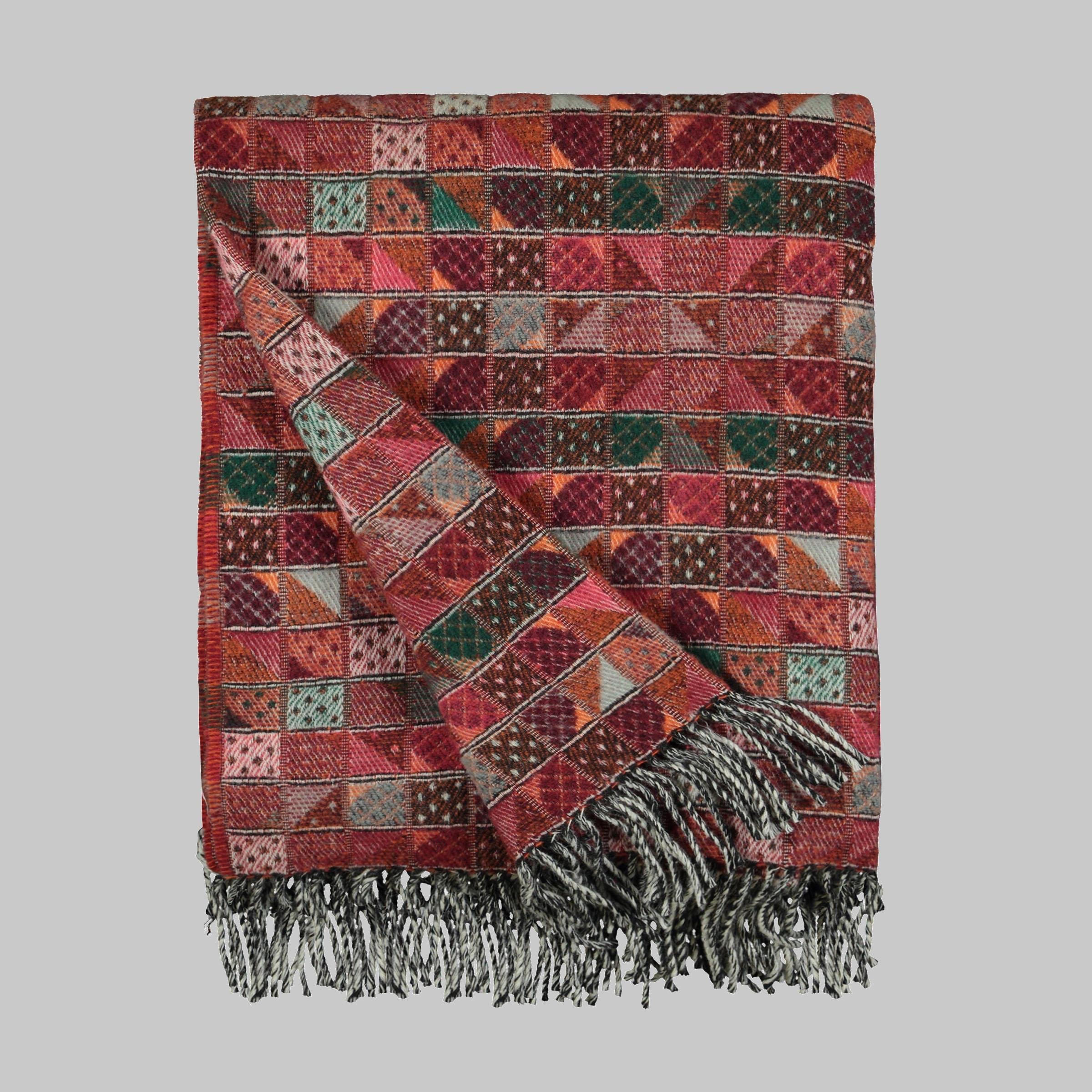 OLEA THROW