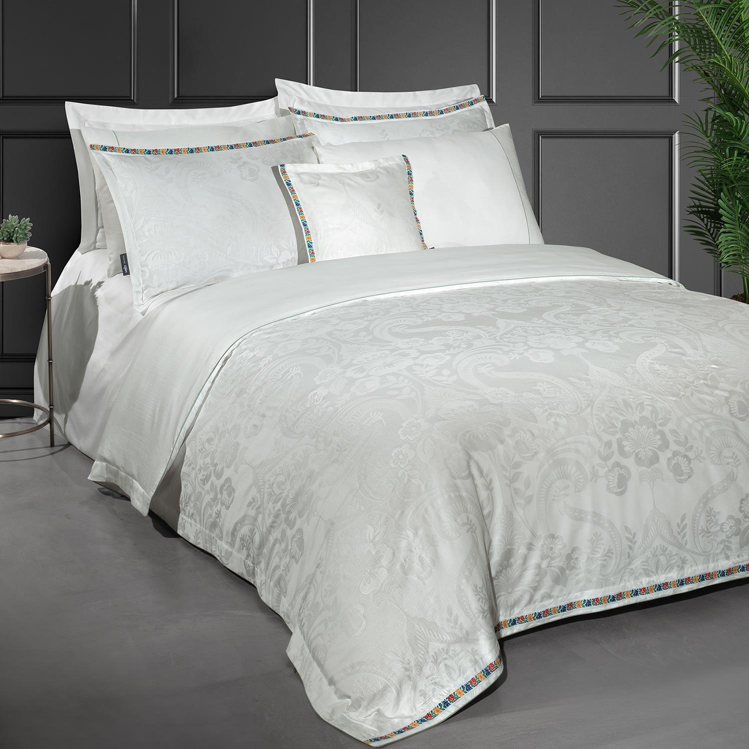 SHAKİRA SPORT CHIC NEVRESİM TAKIMI
