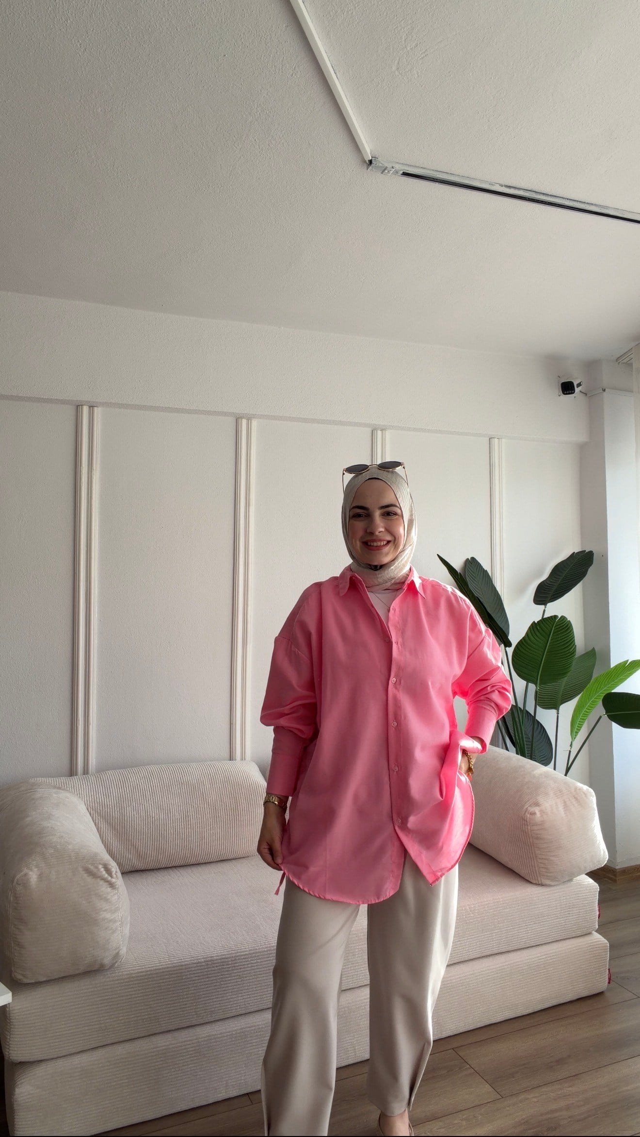  PEMBE OVERSİZE GÖMLEK