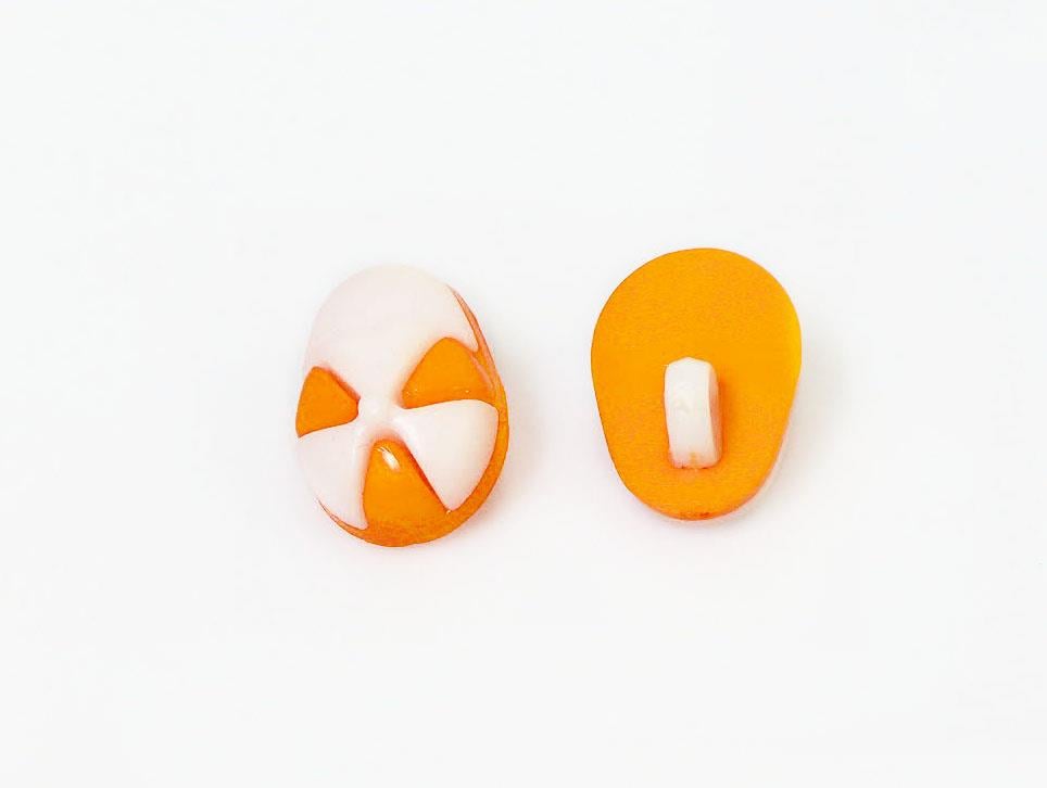 5 Cap Figure Buttons White, Orange 15mm long