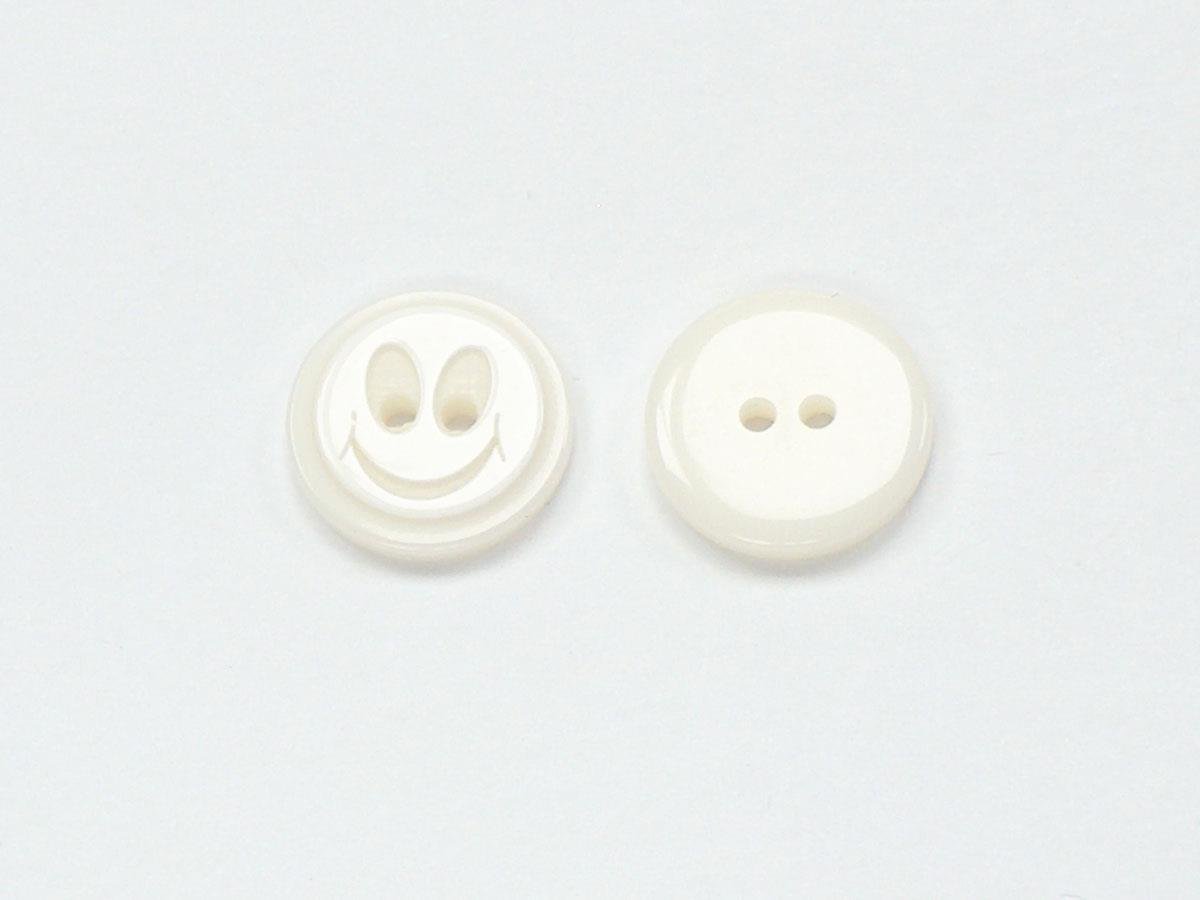 5 Ghost Face Figure Buttons White 15mm long