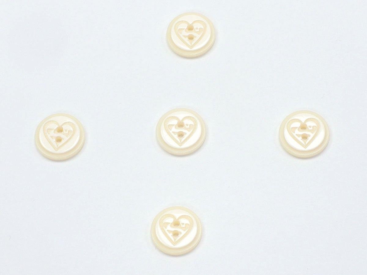 5 Heart Figure Buttons Light Cream, White 15mm long