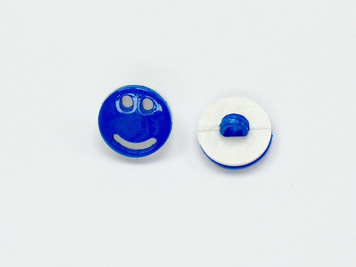 5 Smiley Face Figure Buttons Saxe Blue, White 15mm long