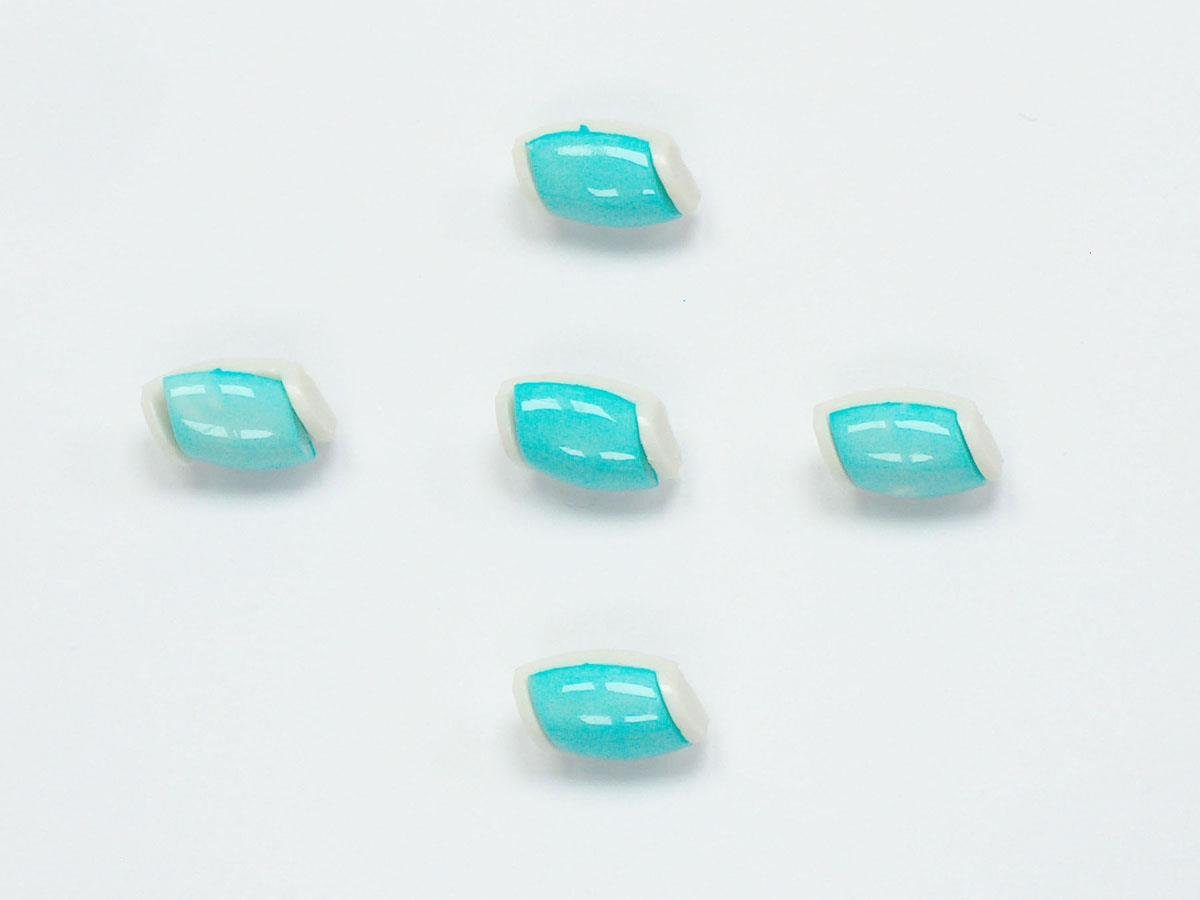 5 Water Bottle Figure Buttons Light Turquoise, White 15mm long