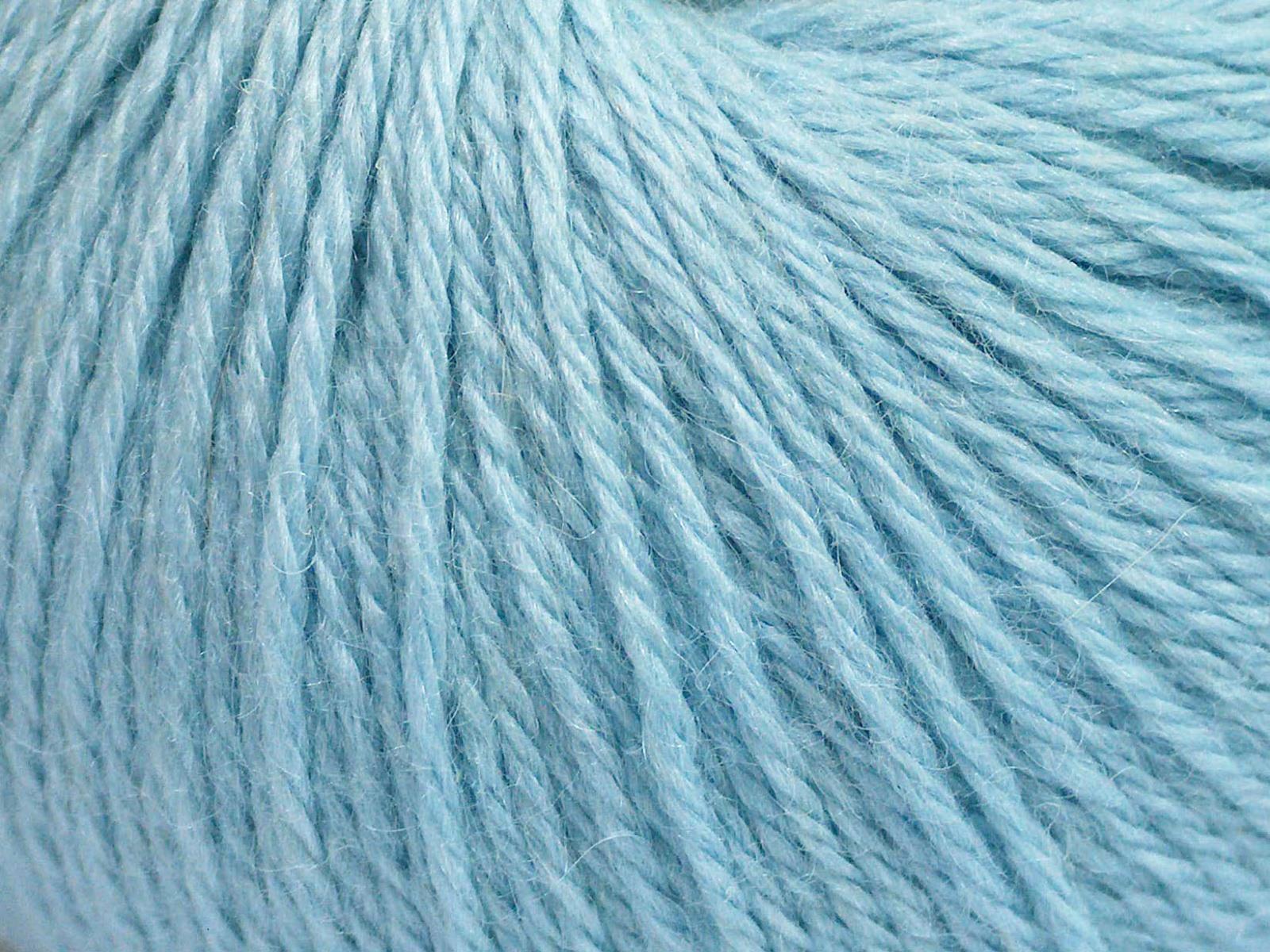 Baby Alpaca Light Blue
