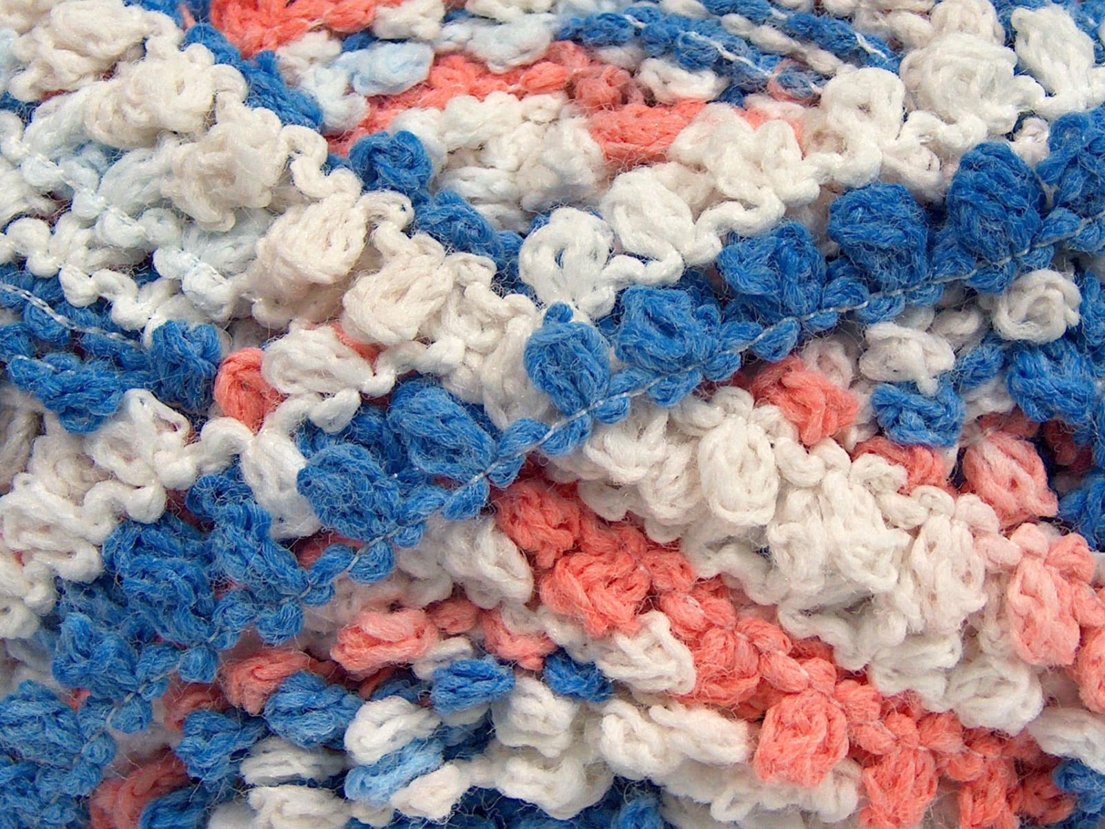 Boucleron Chain White, Light Salmon, Blue Shades