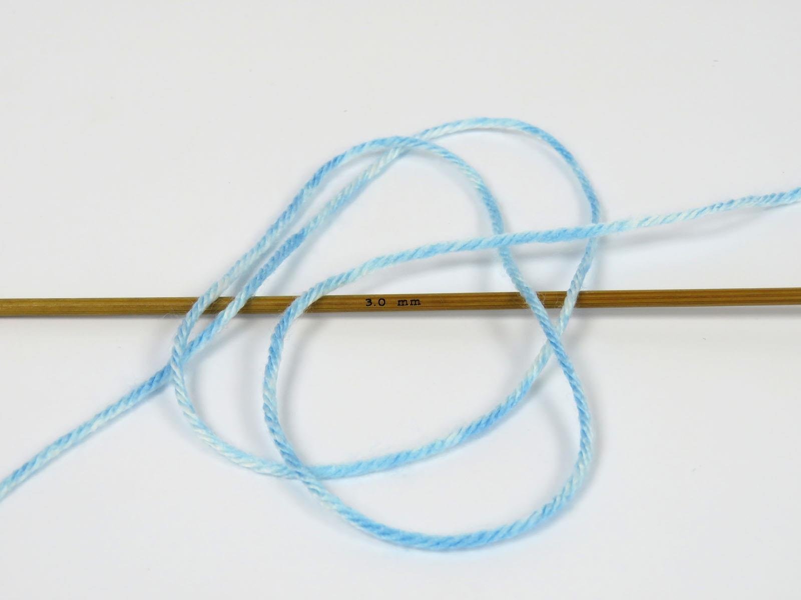 Cakes AntiPilling Spray White, Blue Shades