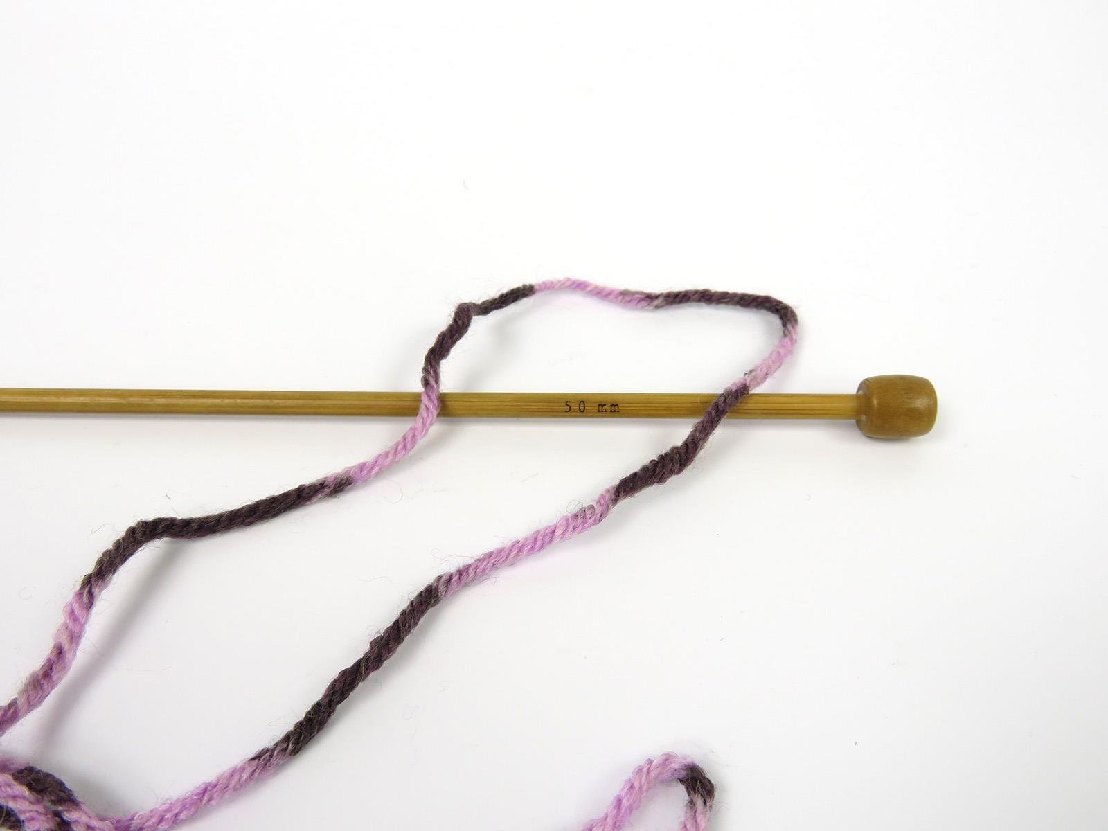 Cakes Wool Design Lilac Shades, Dark Maroon