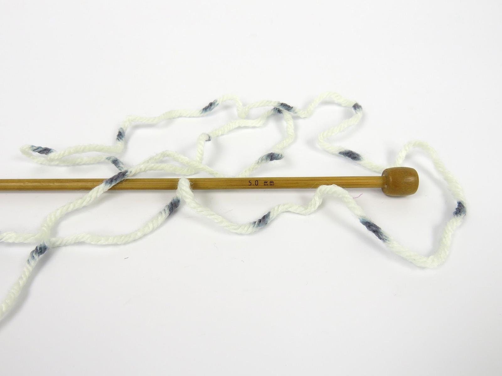 Cakes Wool Design White, Bluish Grey