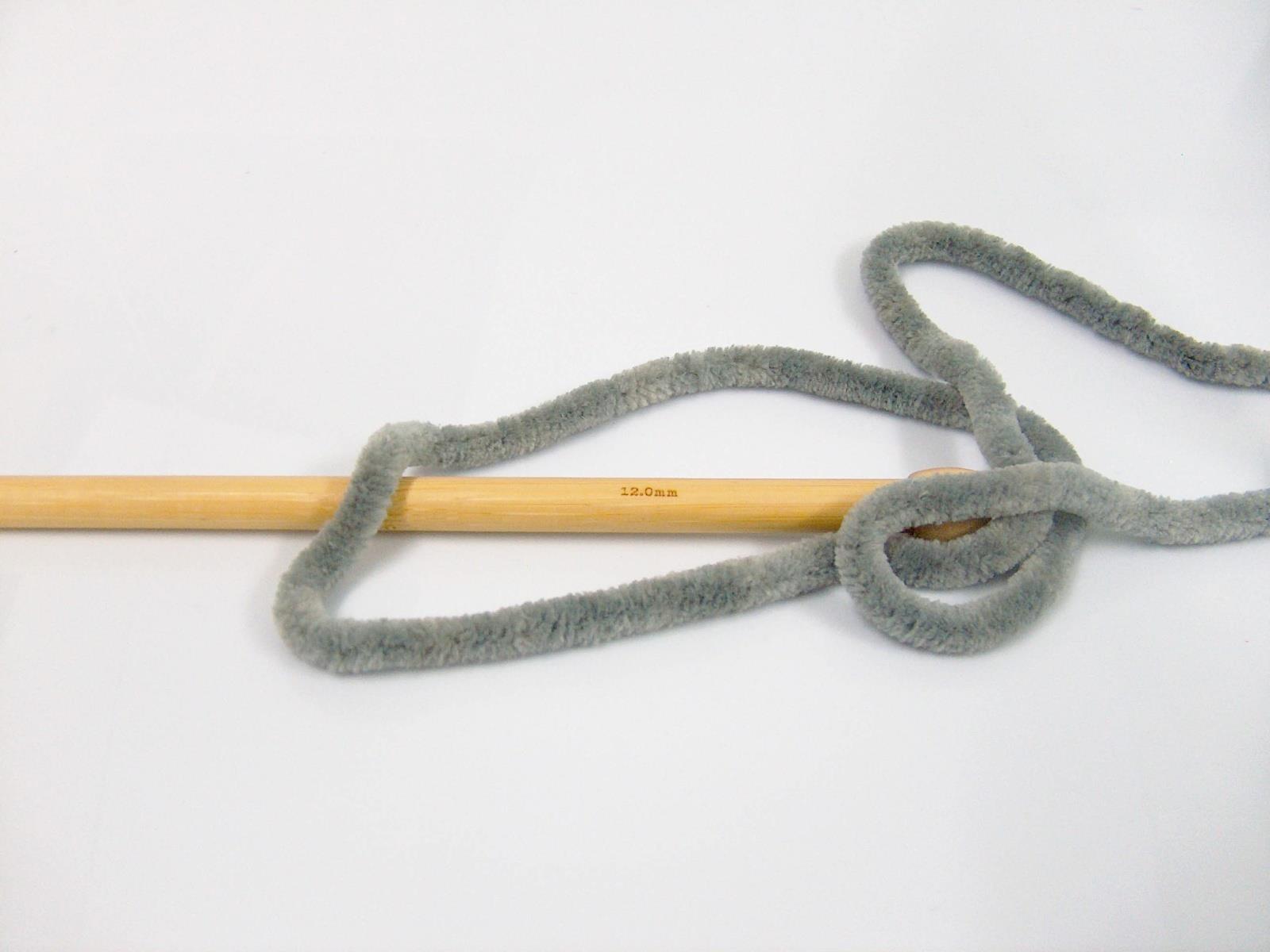 Chenille Superbulky Grey