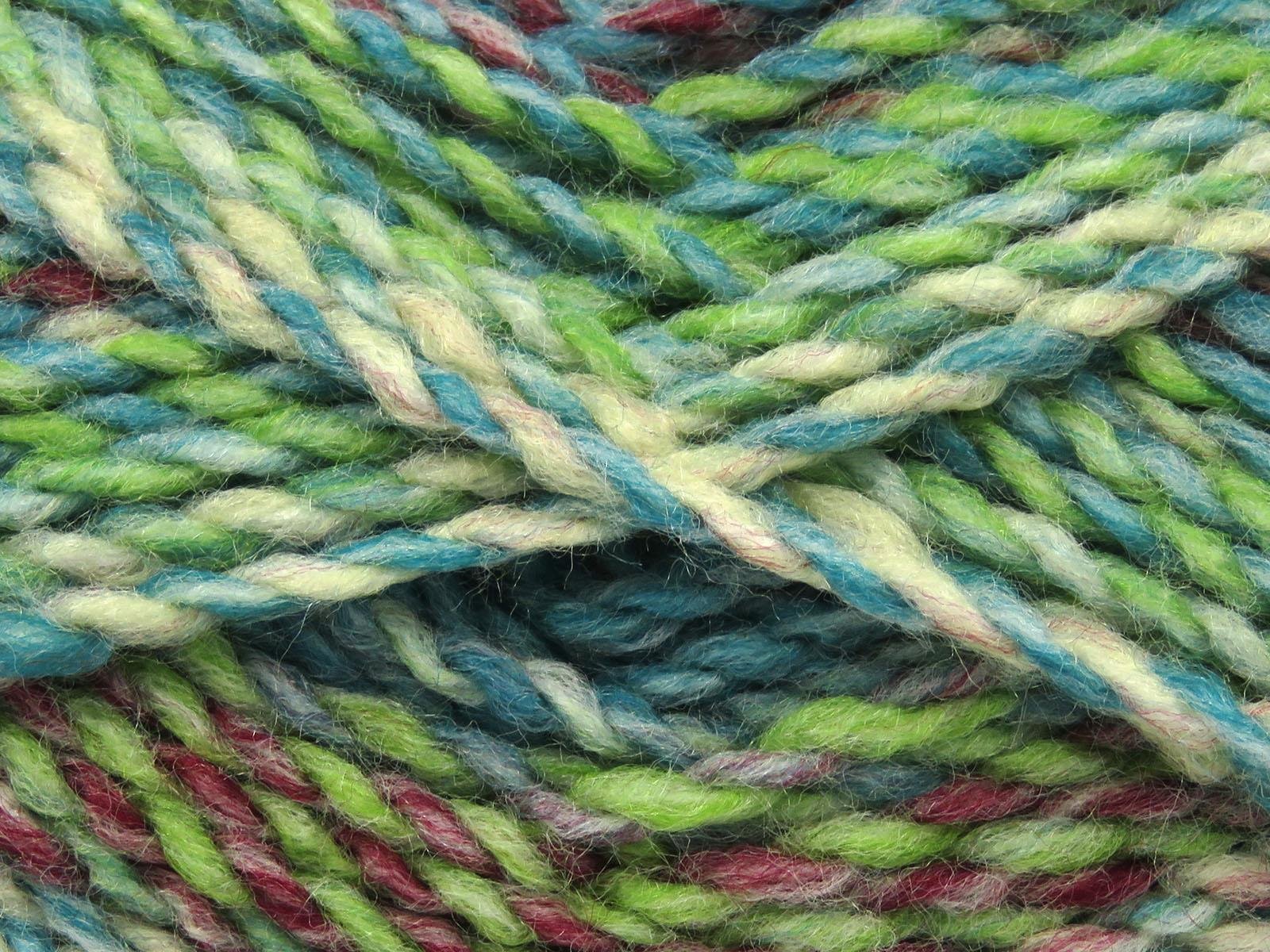 Estrella Green, Cream, Turquoise, Maroon
