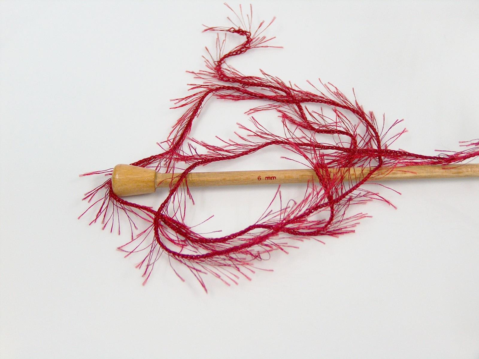 Eyelash 100gr Dark Red